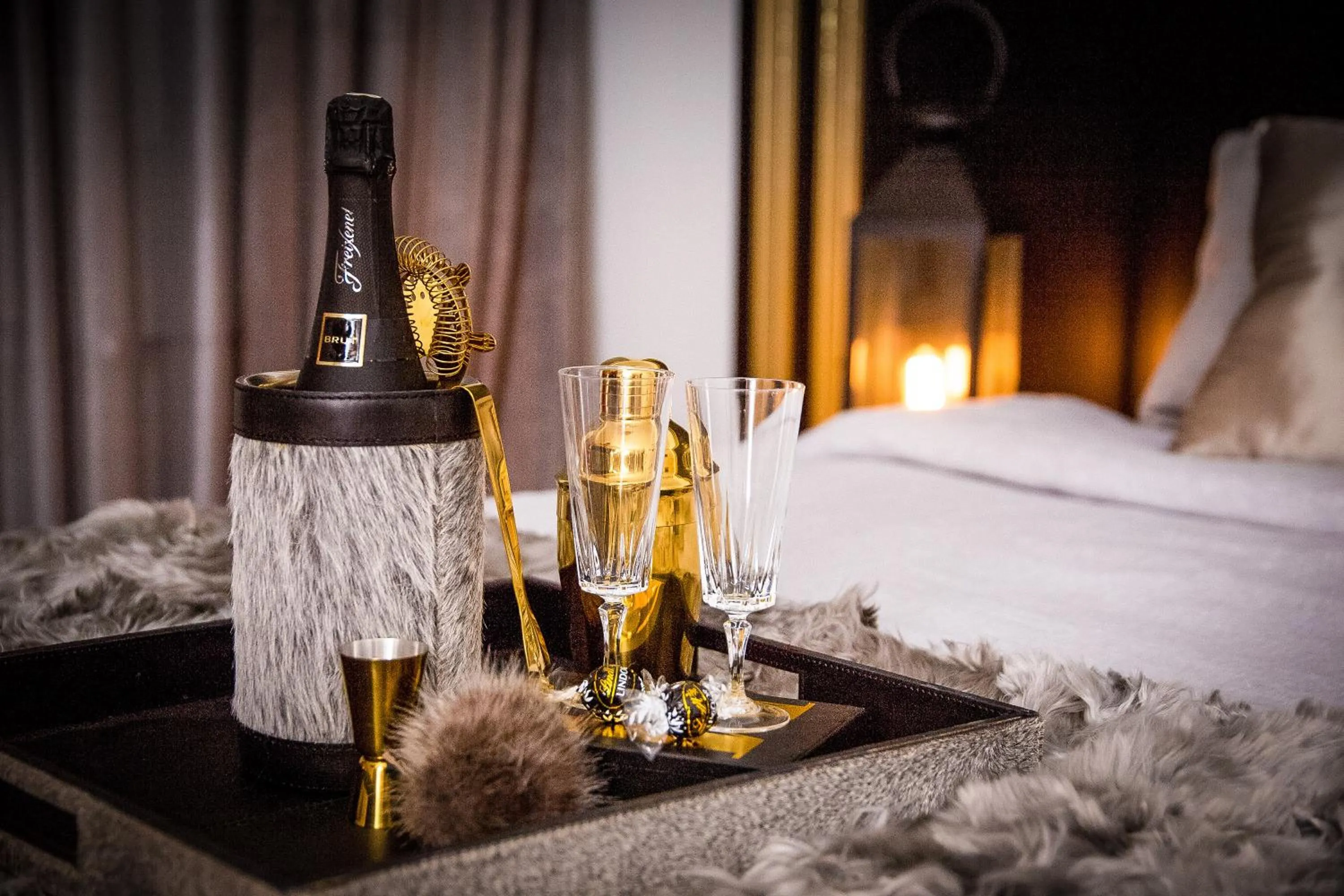 Decorative detail, Bed in Boutique Hotel Mustaparta