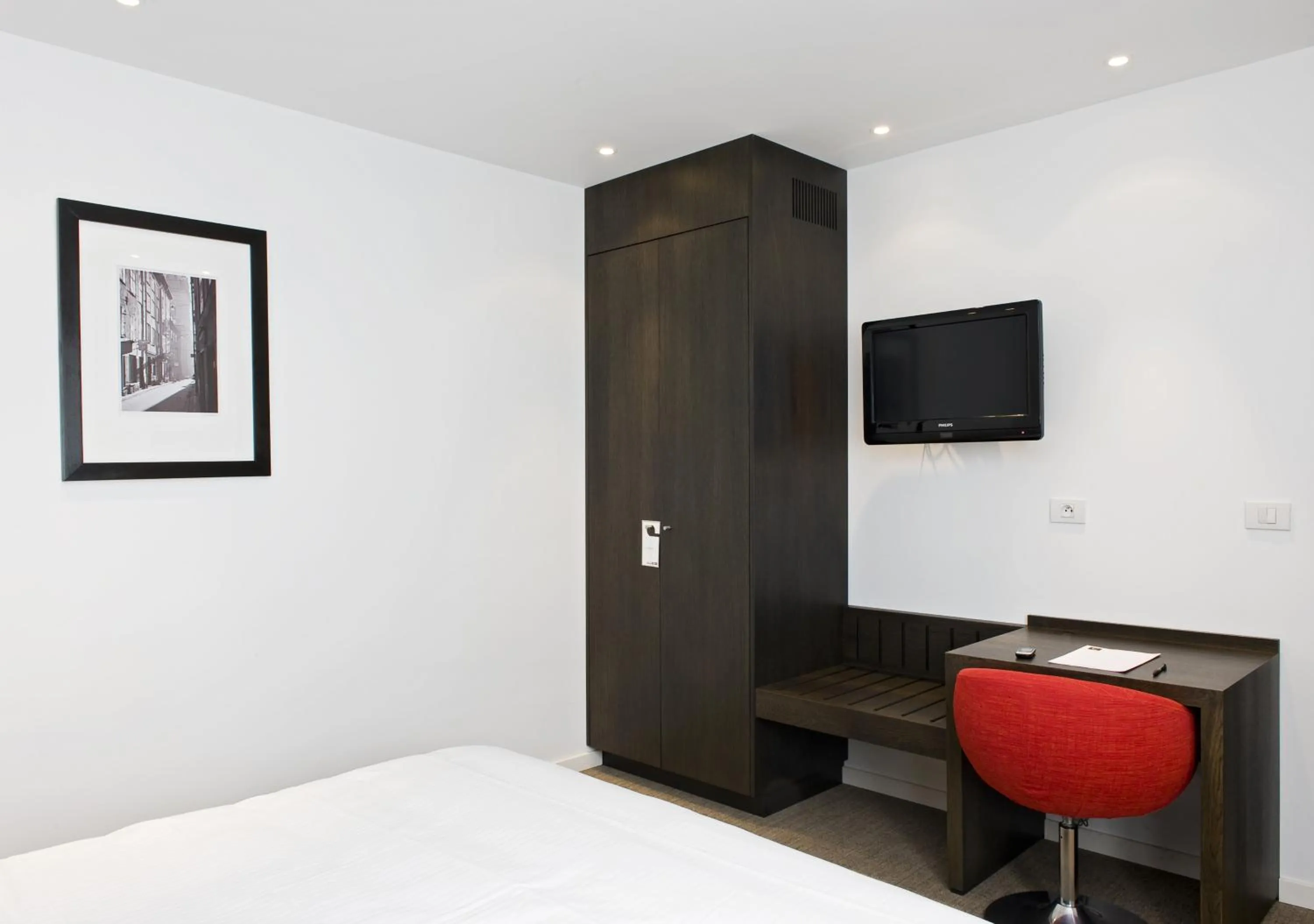 Bedroom, Bed in The Market by Parkhotel