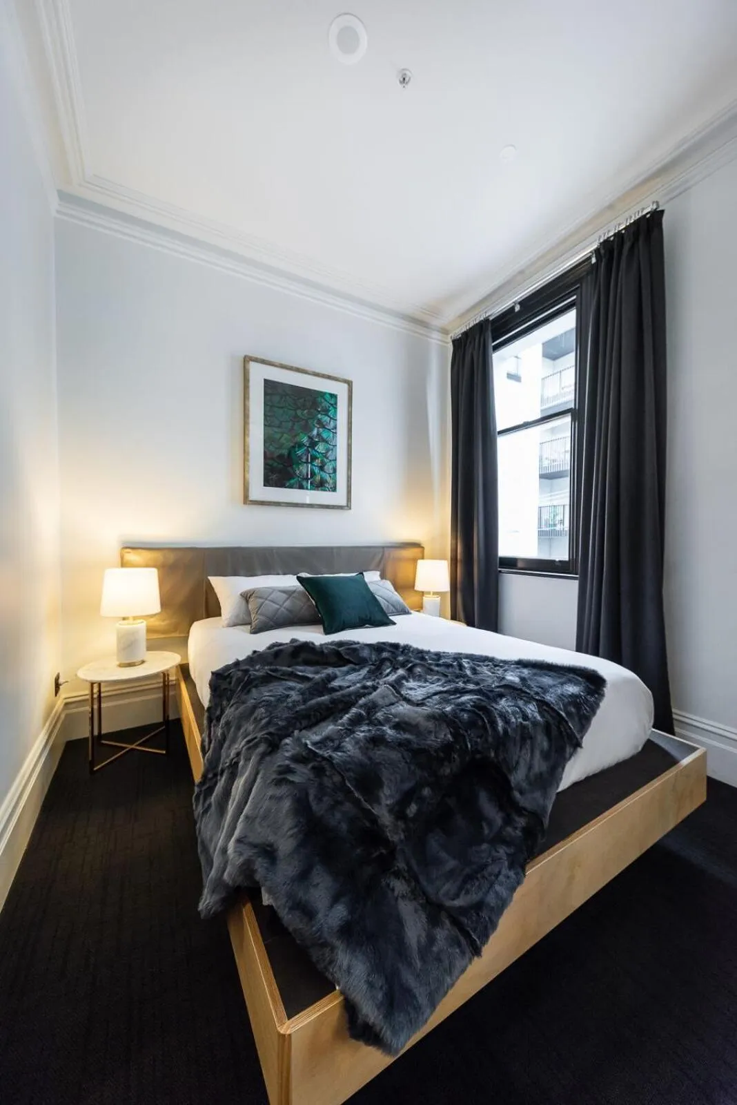 Bed in East Brunswick Hotel