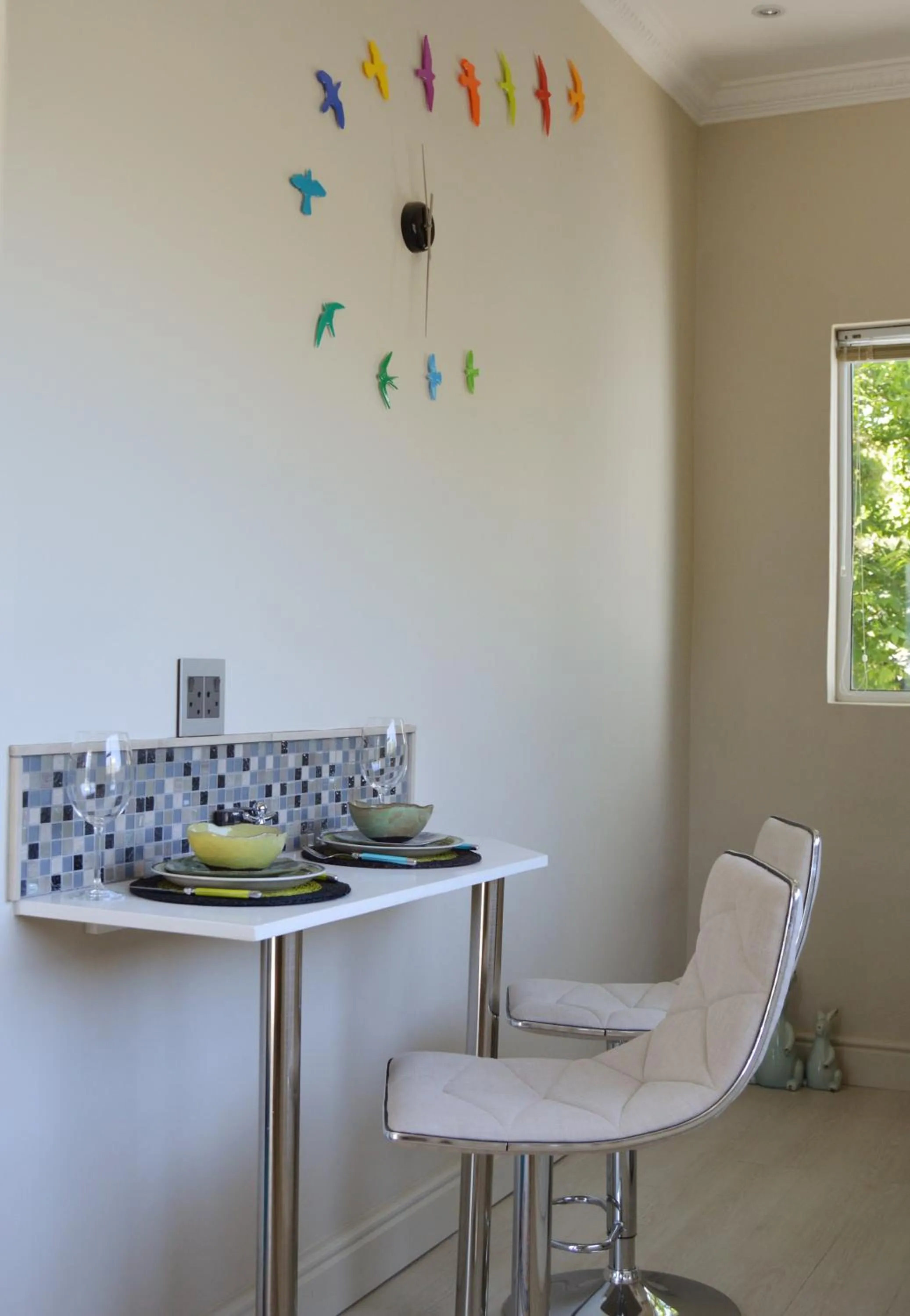 Dining area in 1AA Wilhelmina Luxury Suites