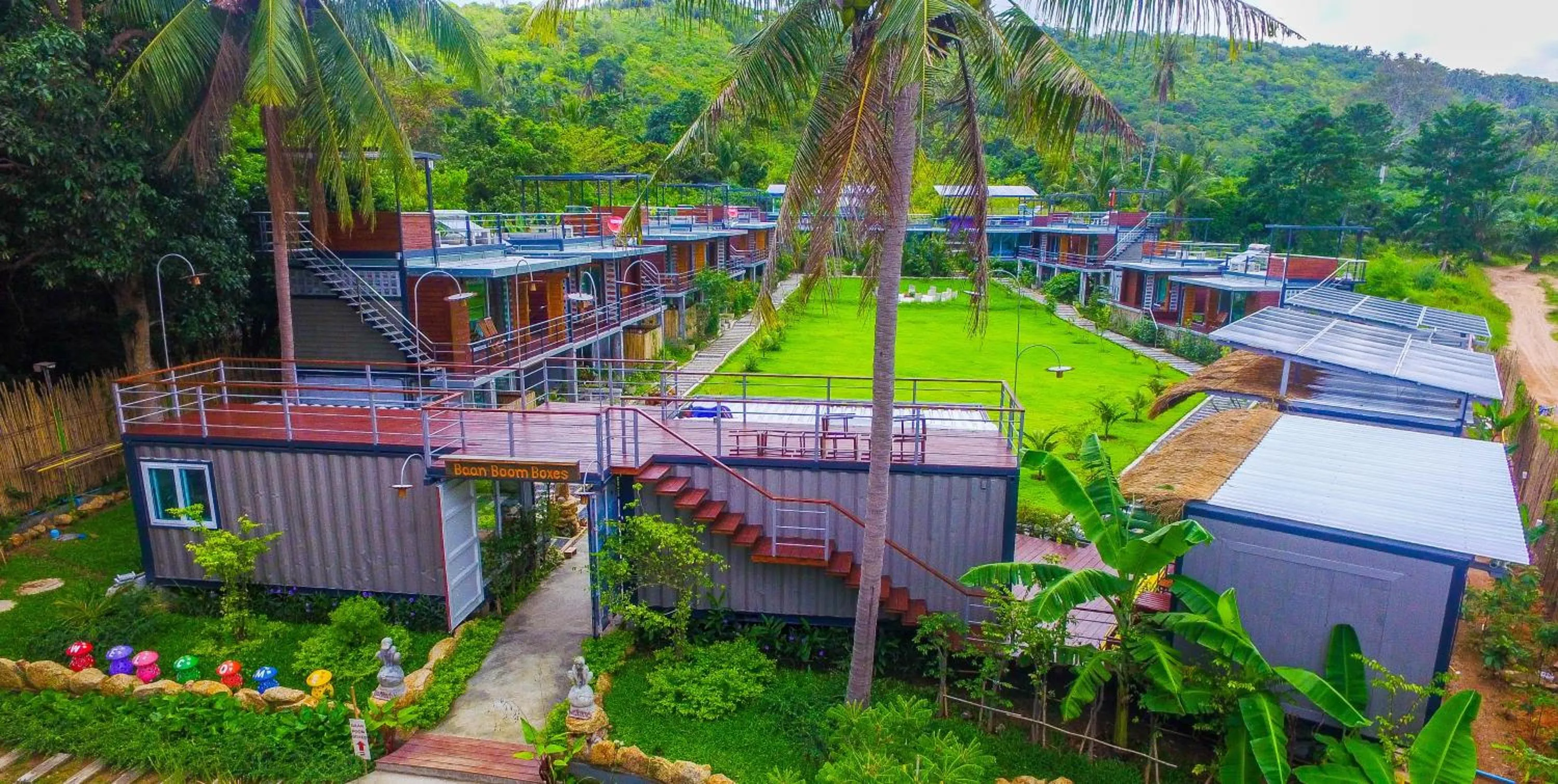 Area and facilities in Baan Boom Boxes Eco Friendly Resort