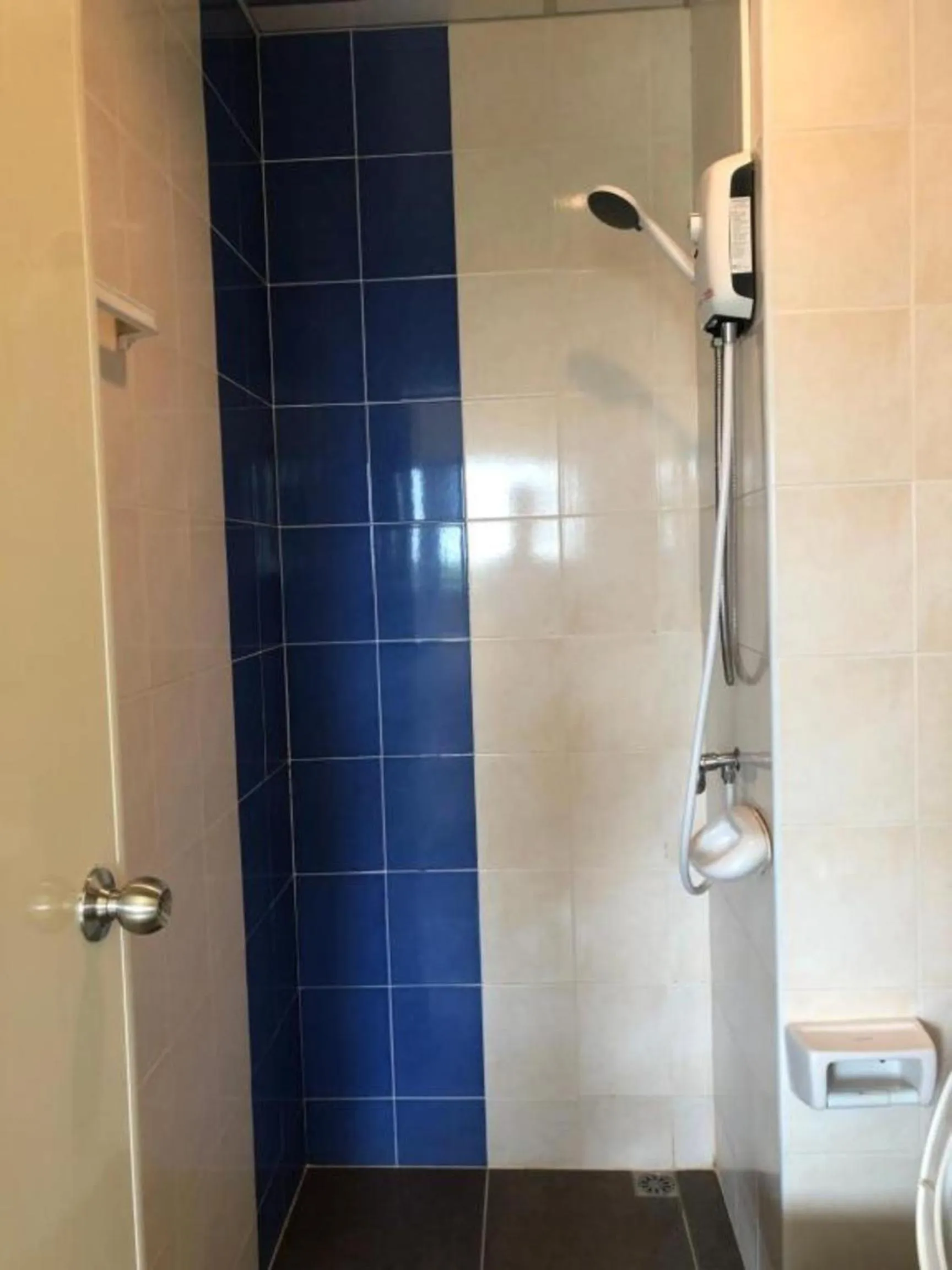 Bathroom in Day II Hotel