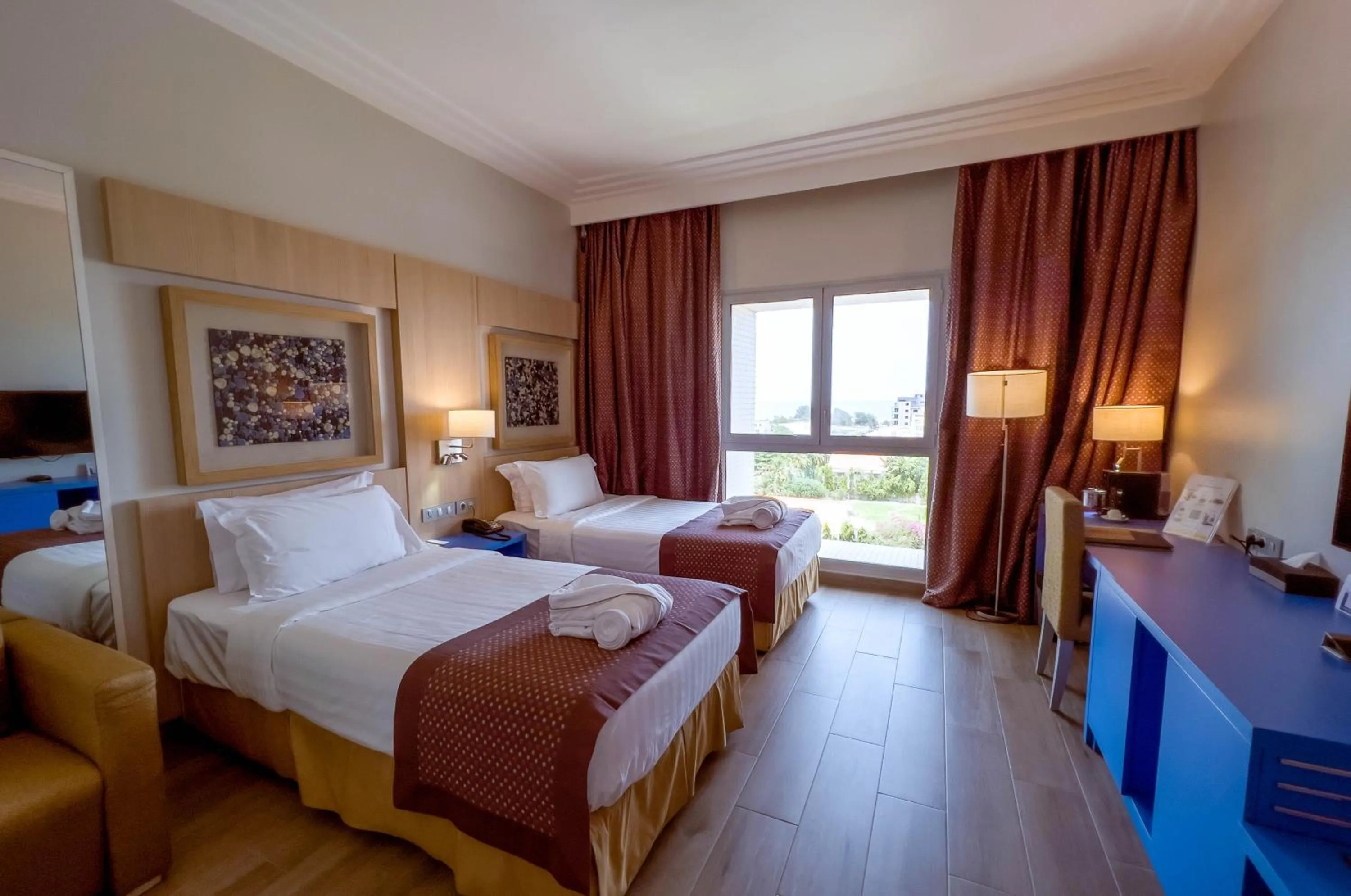 Bed in Golden Tulip Le Diplomate