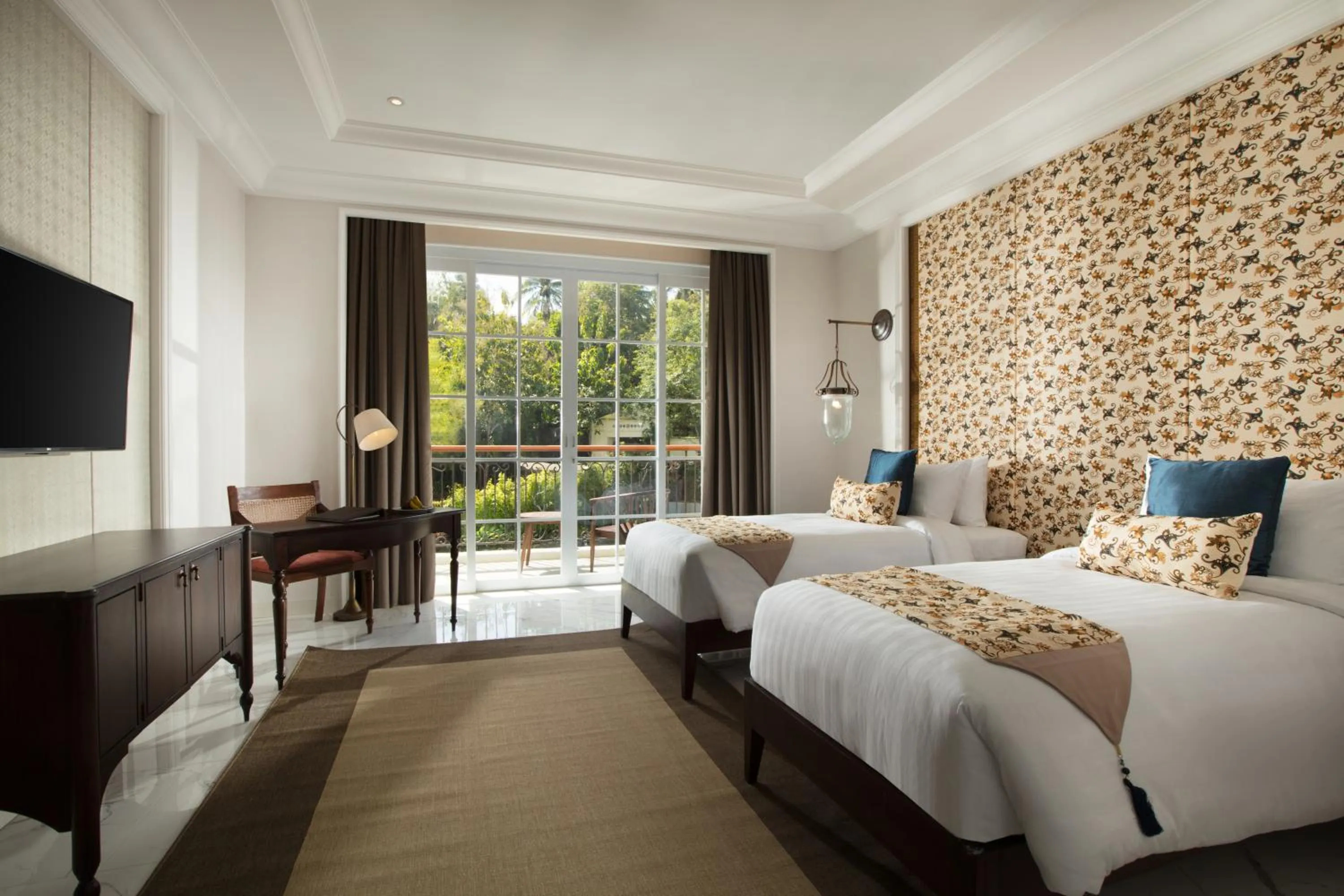 Bed in Plataran Heritage Borobudur Hotel