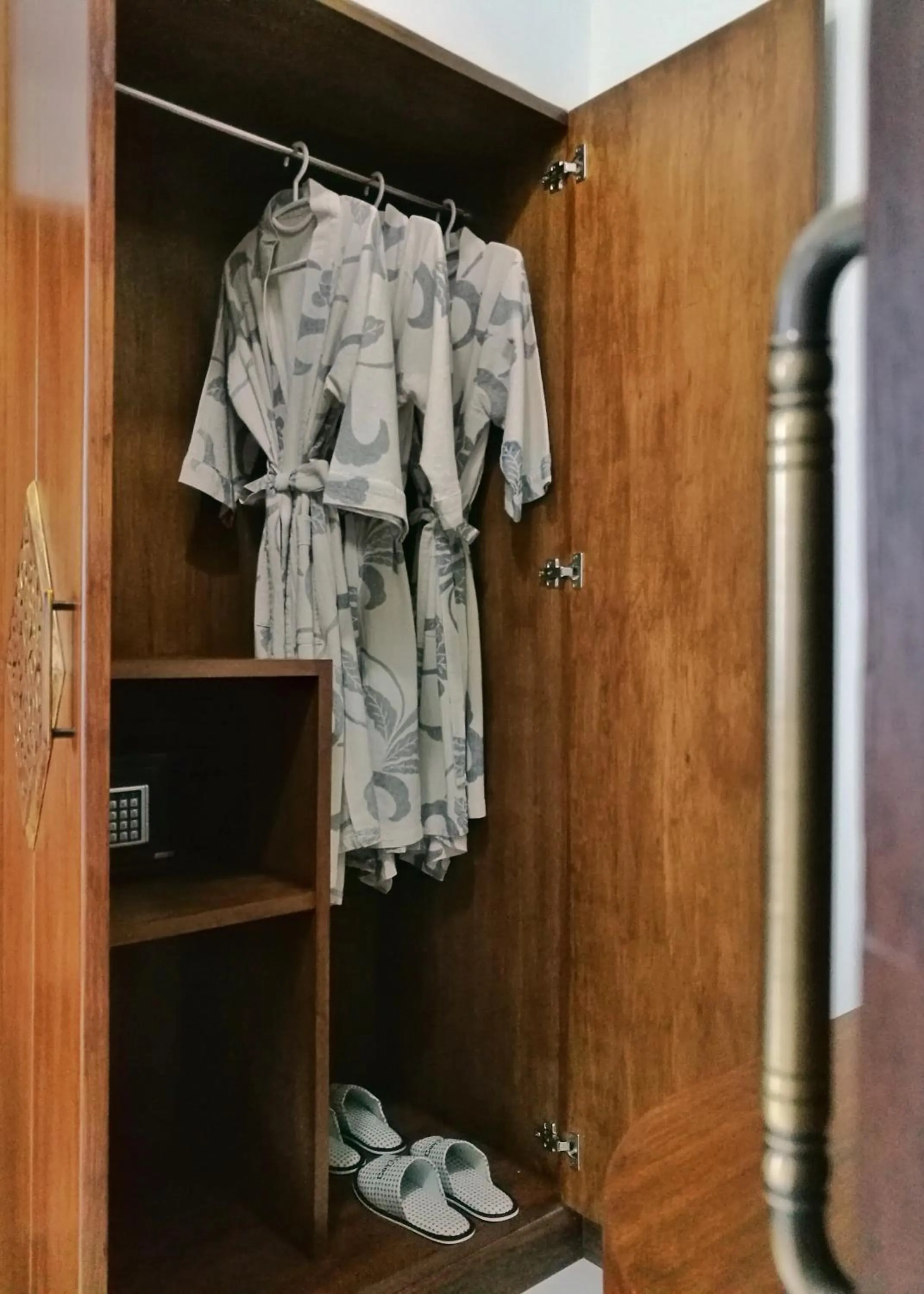 Area and facilities in Mhonsa Hotel