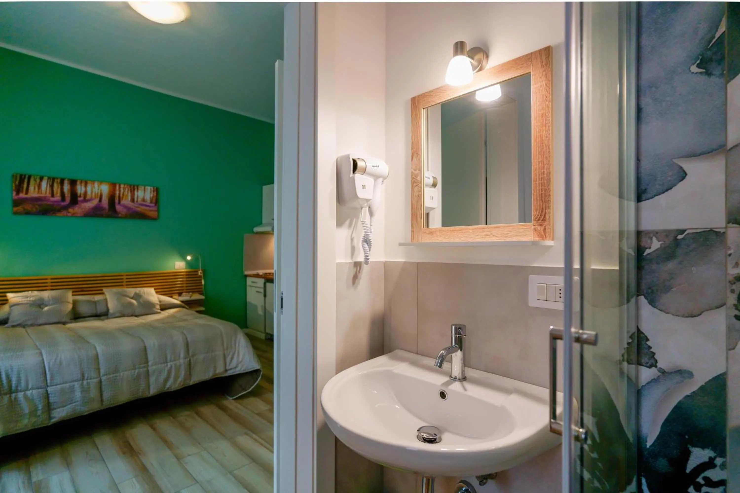 Photo of the whole room, Bed in B&B Bentivogli