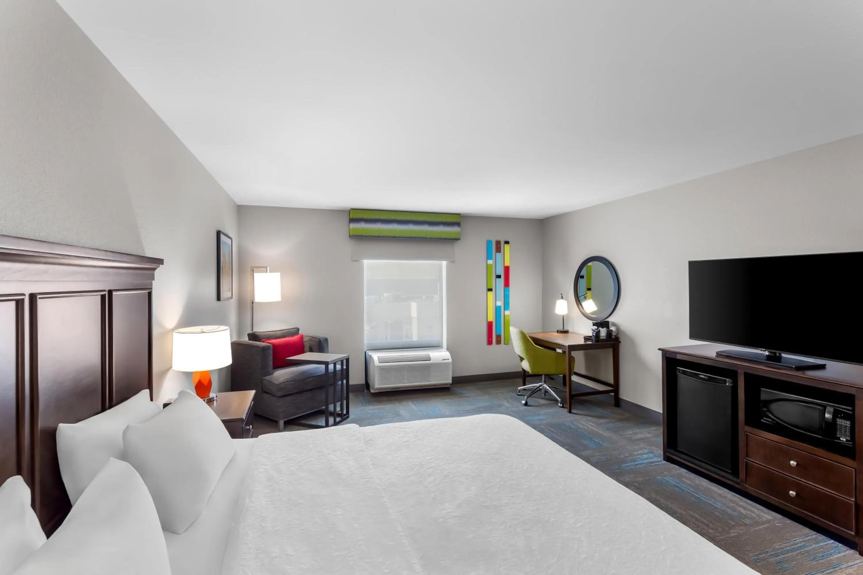 Bed in Hampton Inn University Area, Huntington, Wv