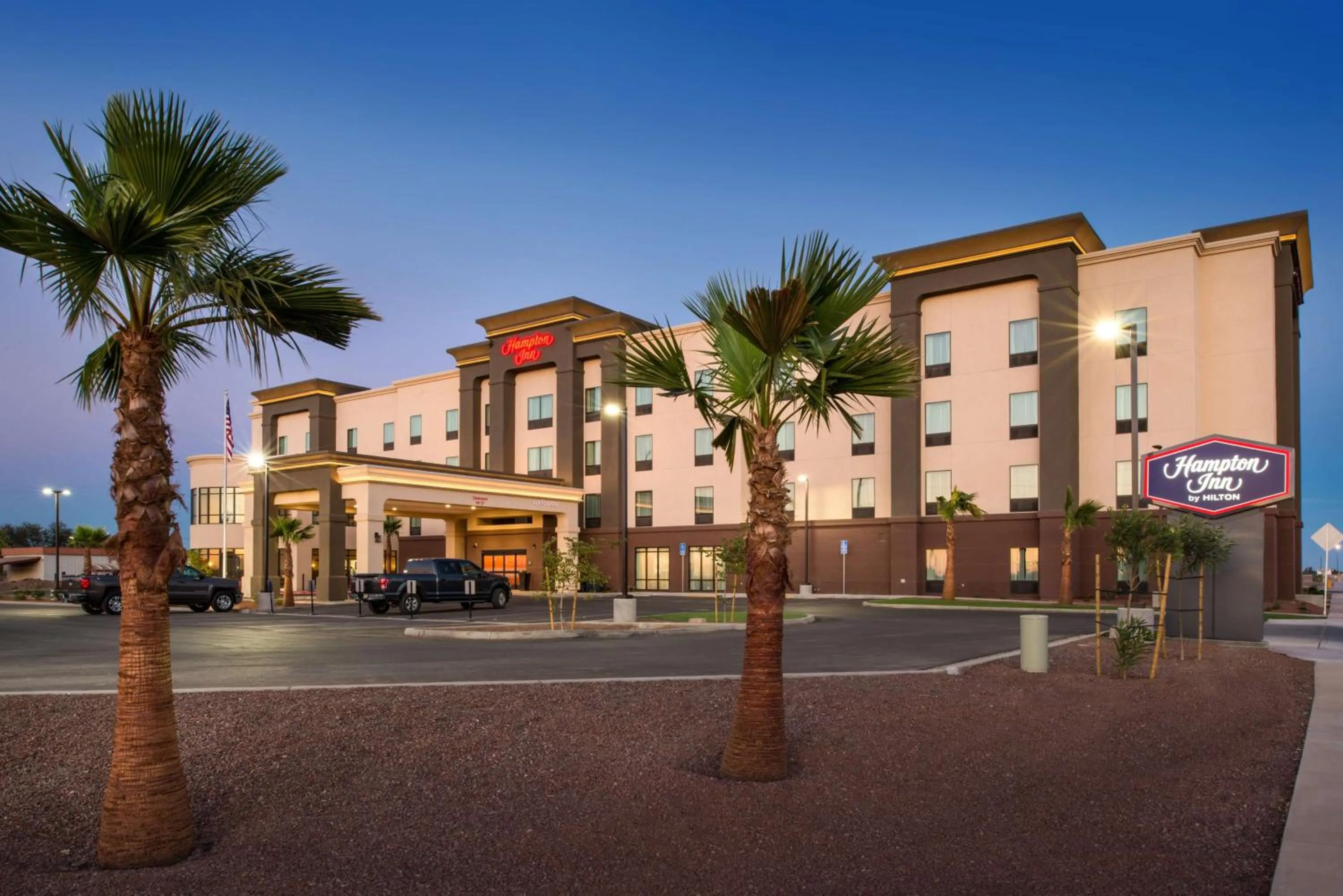 Property building in Hampton Inn El Centro