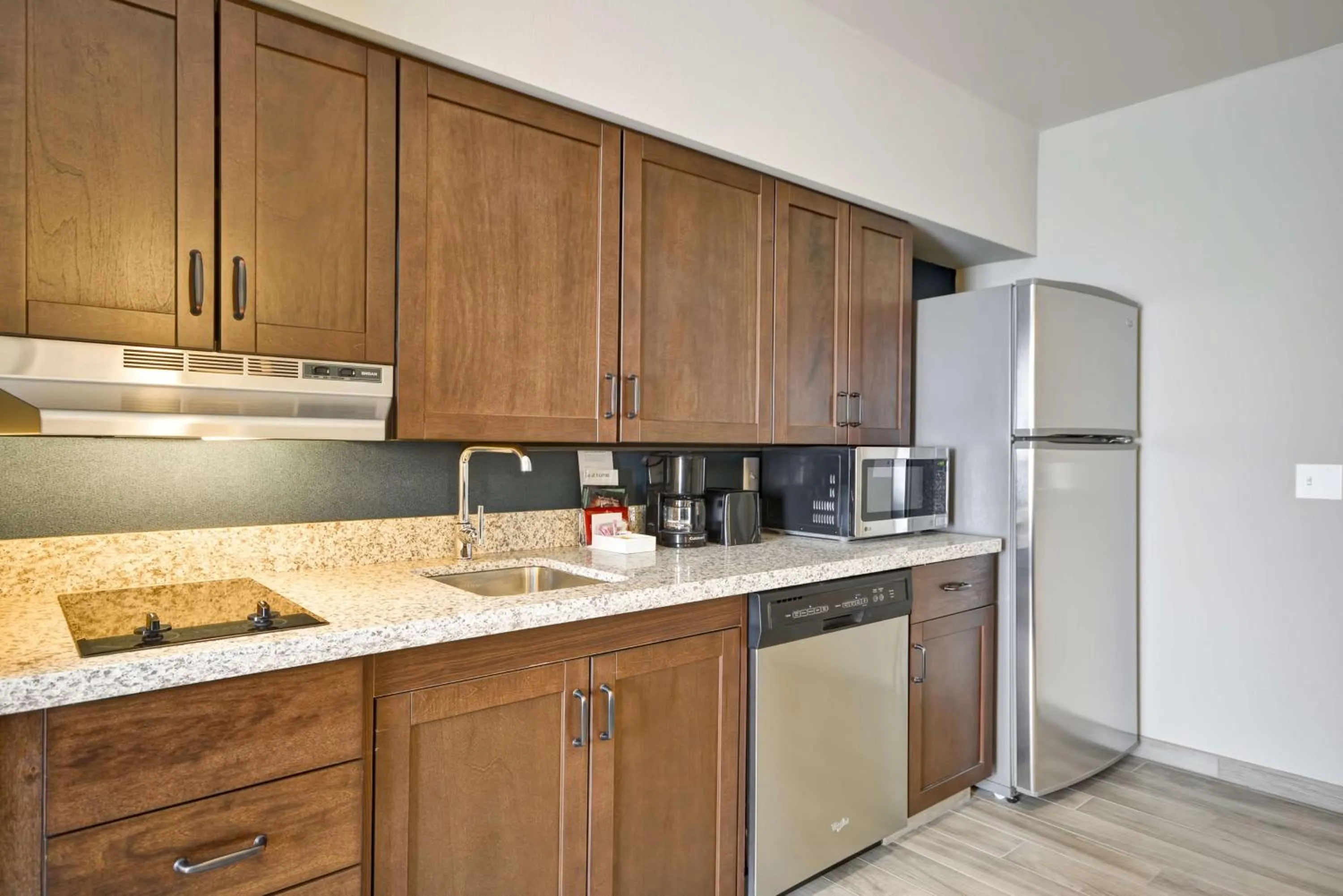 Kitchen or kitchenette in Homewood Suites By Hilton Phoenix Tempe Asu Area