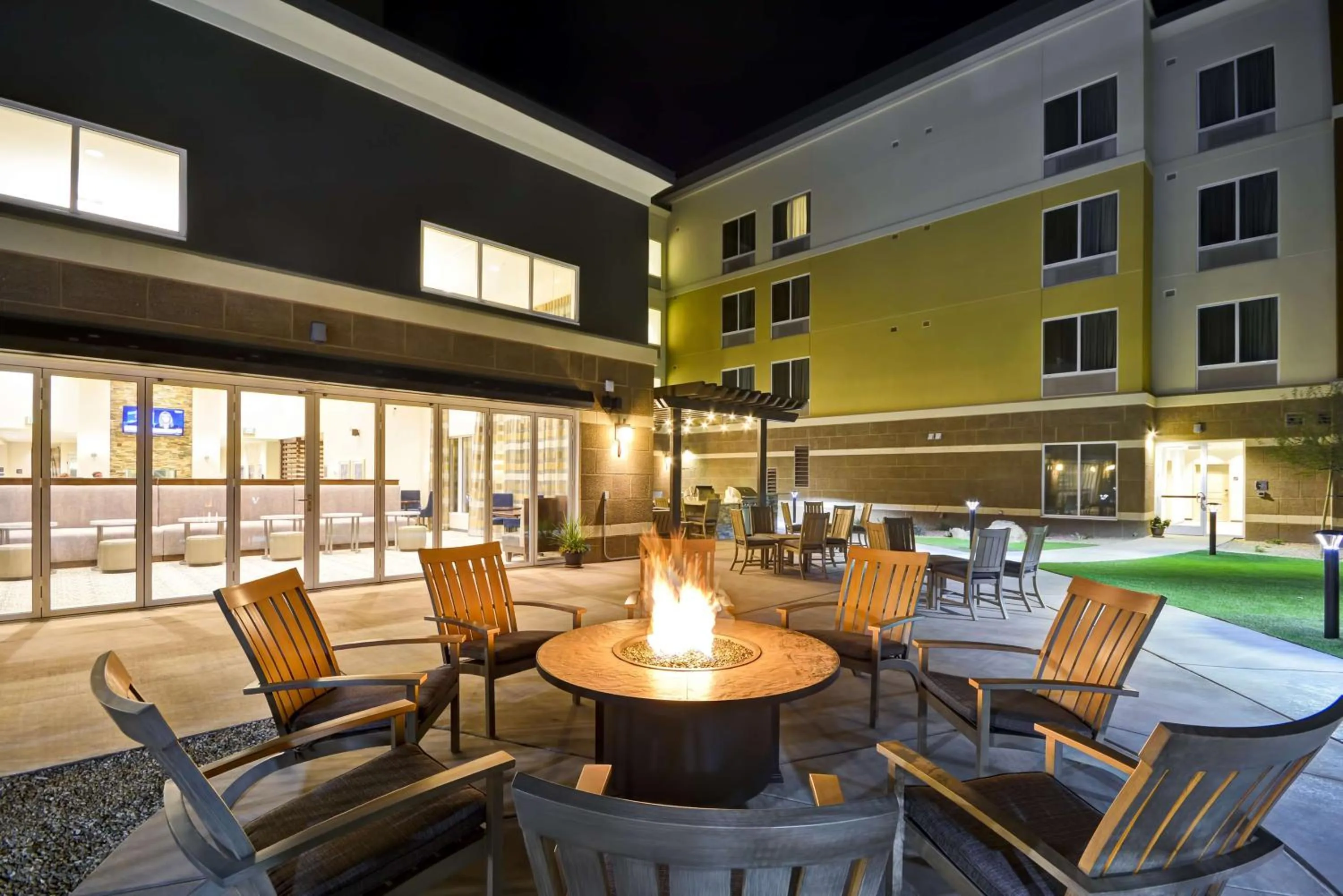 Patio in Homewood Suites By Hilton Phoenix Tempe Asu Area