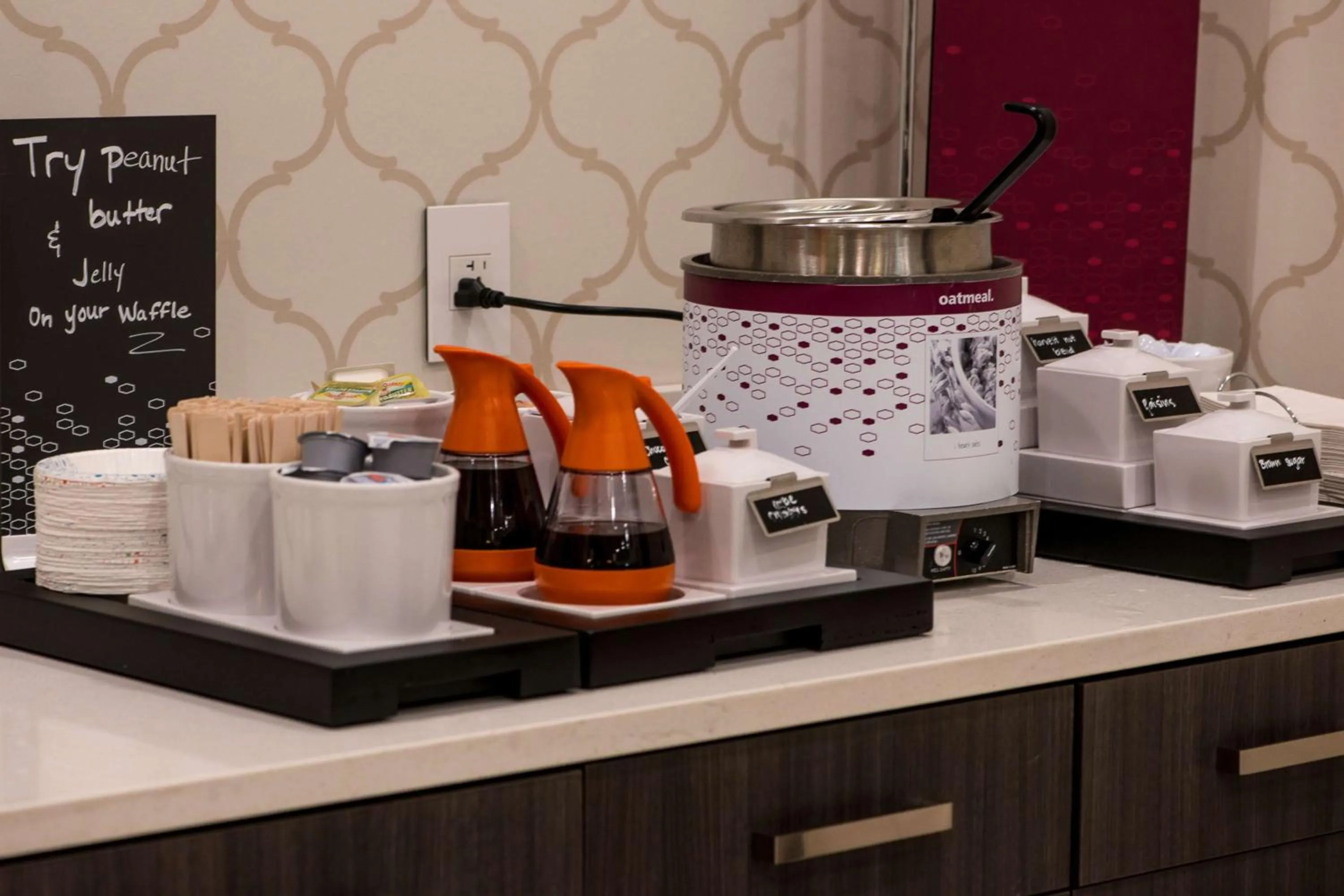 Dining area in Hampton Inn & Suites Dallas-The Colony