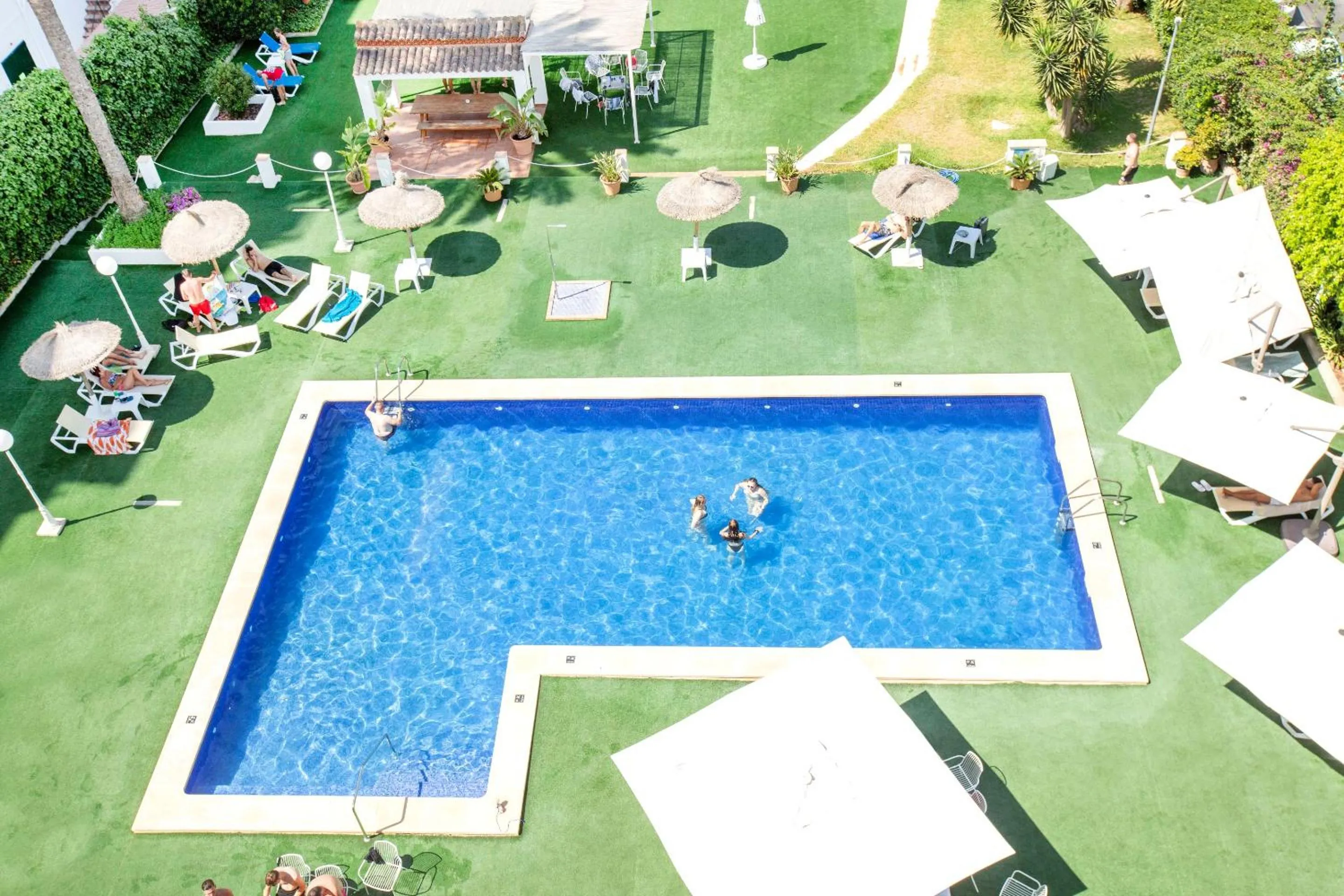 Pool view in Hotel Foners