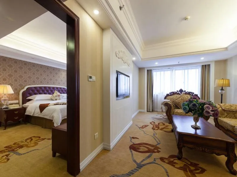 Bed in Vienna International Hotel Nanning Zoo