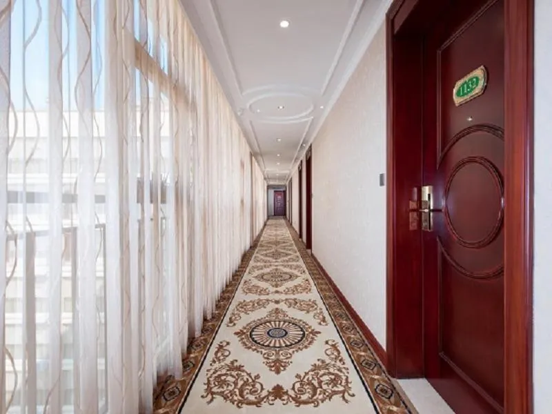 Vienna International Hotel Heyuan Yajule Garden