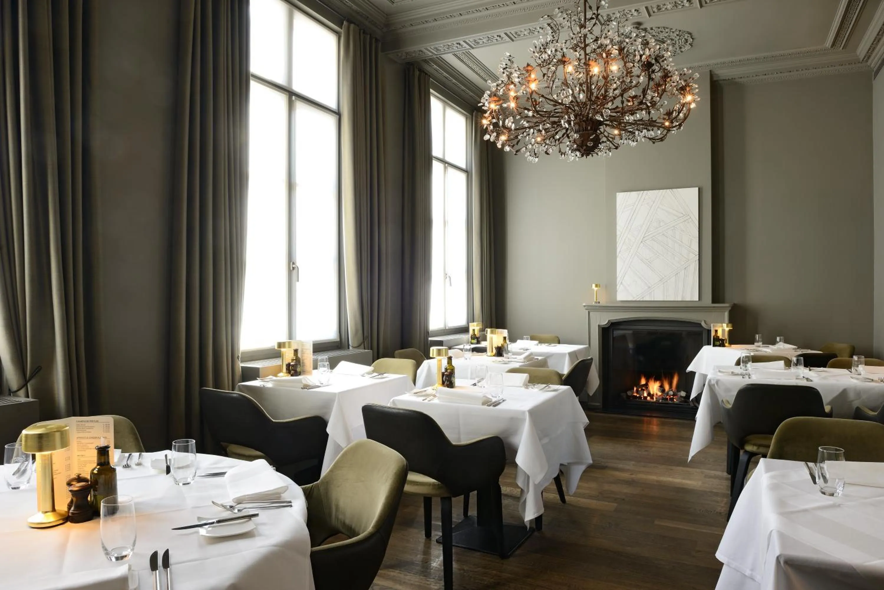 Restaurant/places to eat in Hotel Messeyne