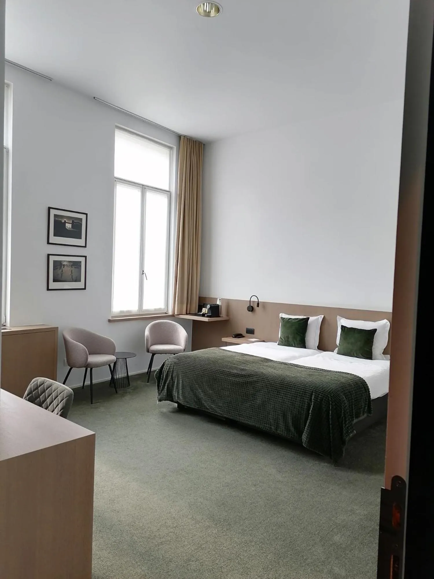 Photo of the whole room, Bed in Hotel Messeyne