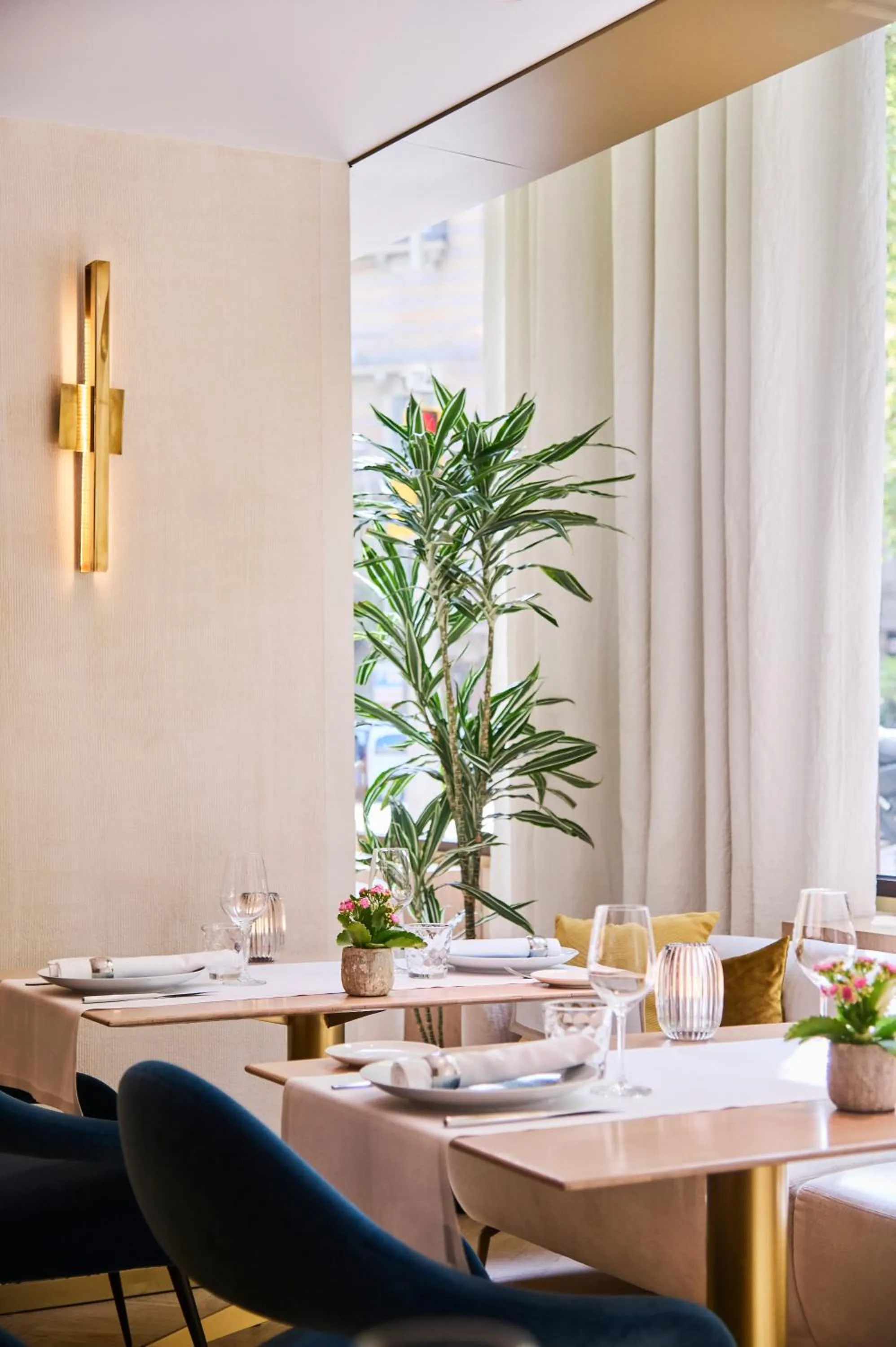 Restaurant/places to eat in The One Barcelona GL