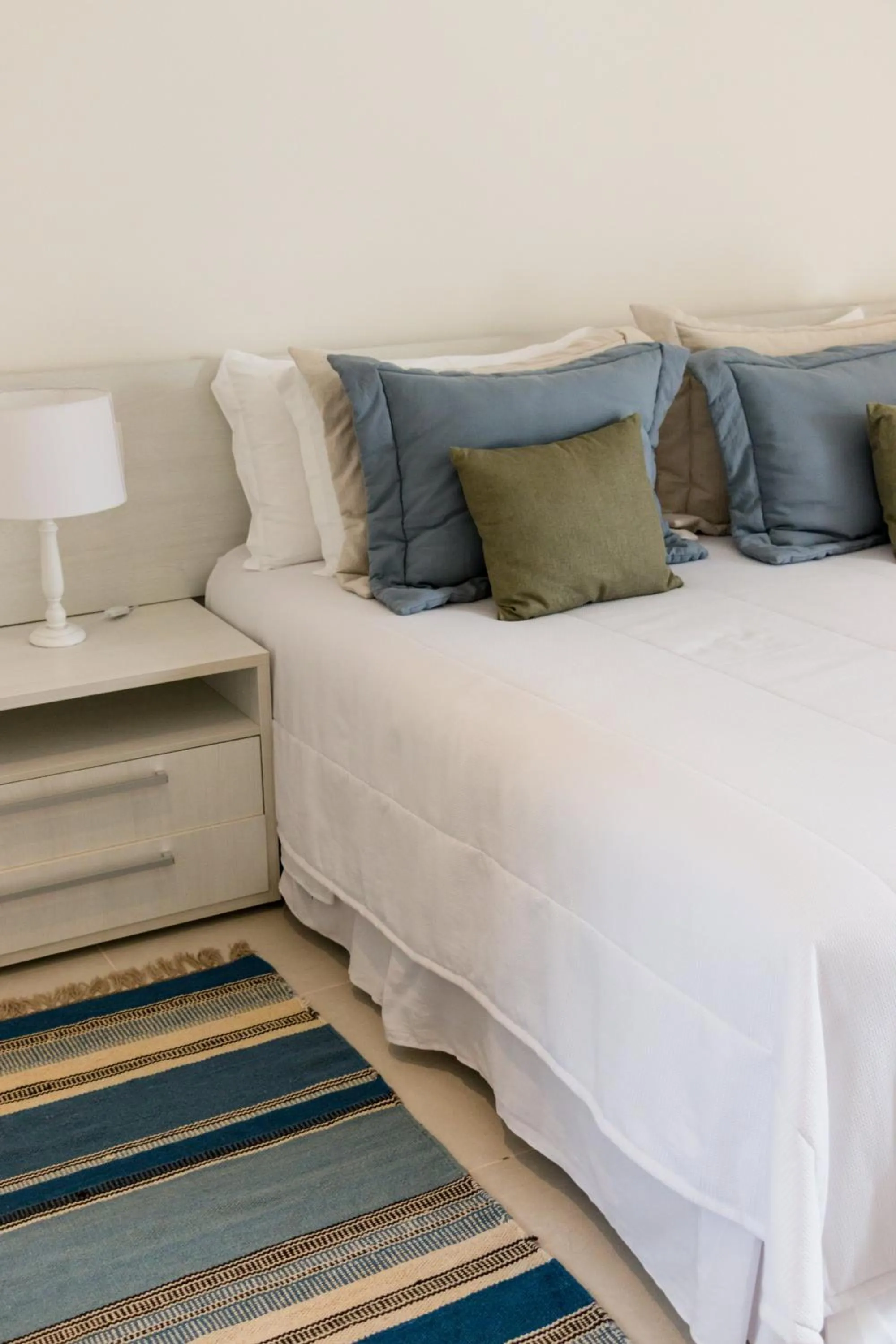 Photo of the whole room, Bed in Hotel Maui Maresias