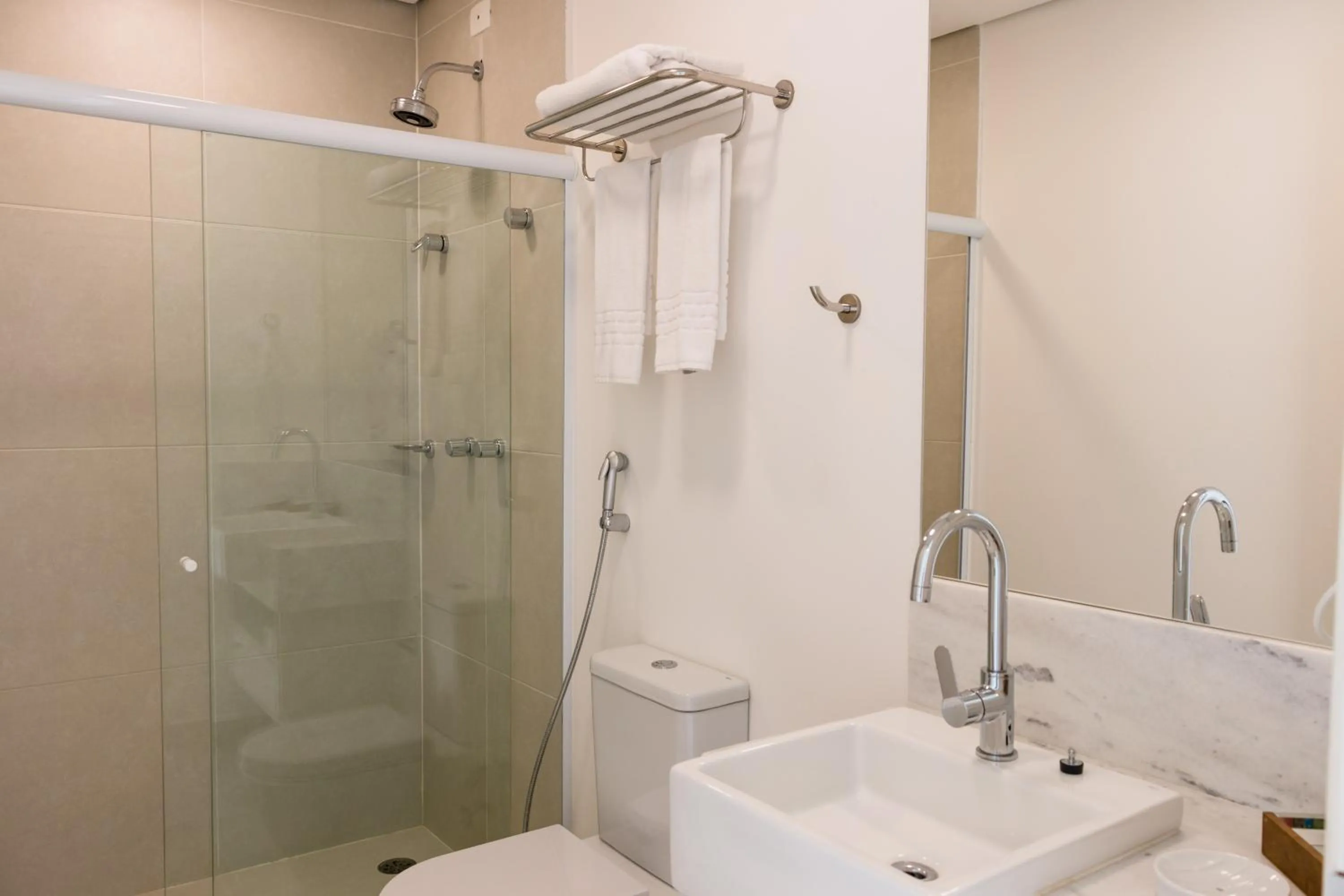 Bathroom in Hotel Maui Maresias