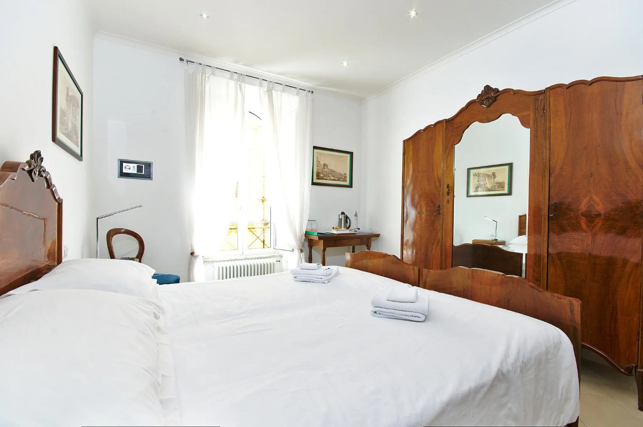 Bed in Roma Borgo91