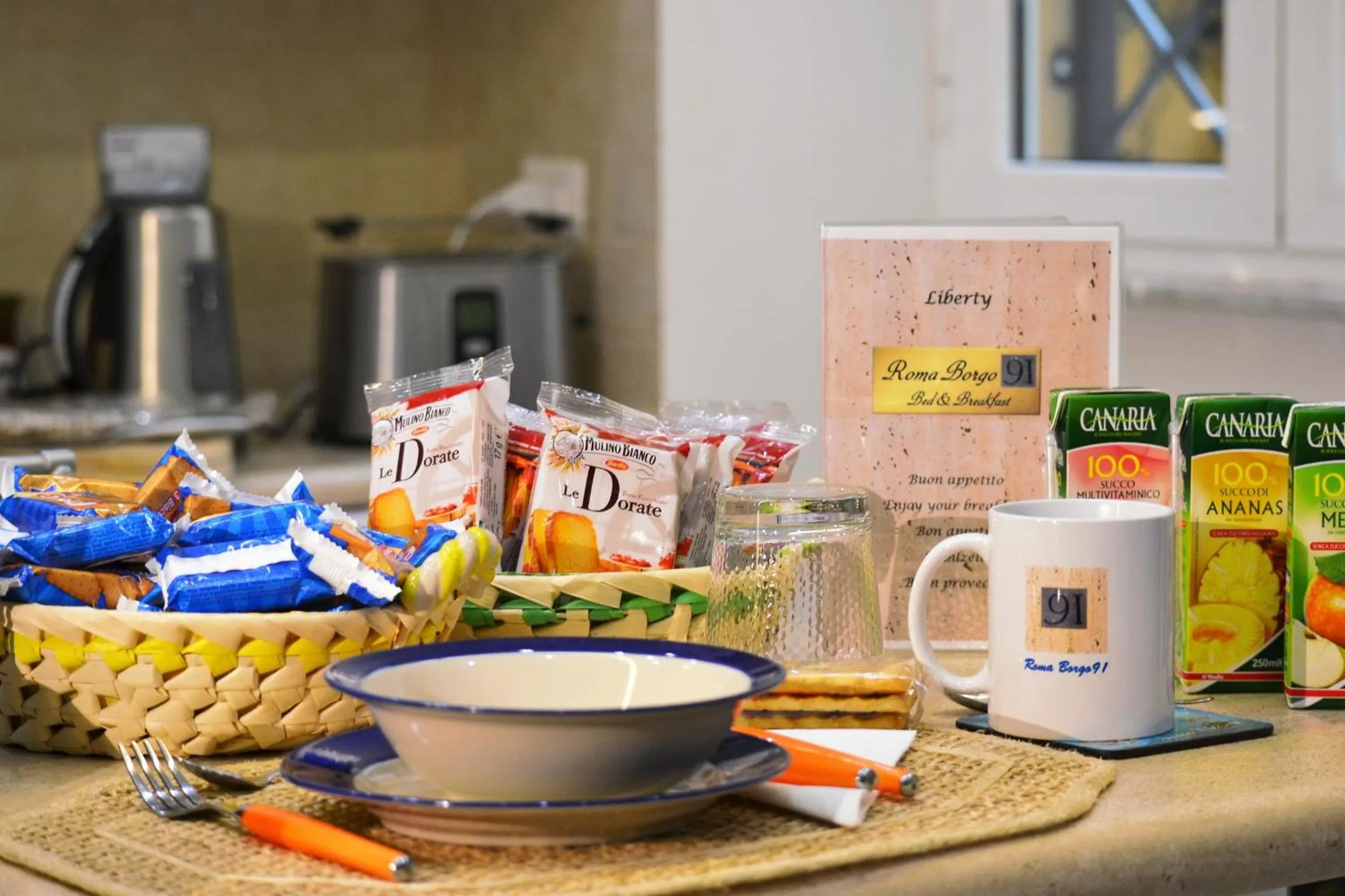 Continental breakfast in Roma Borgo91