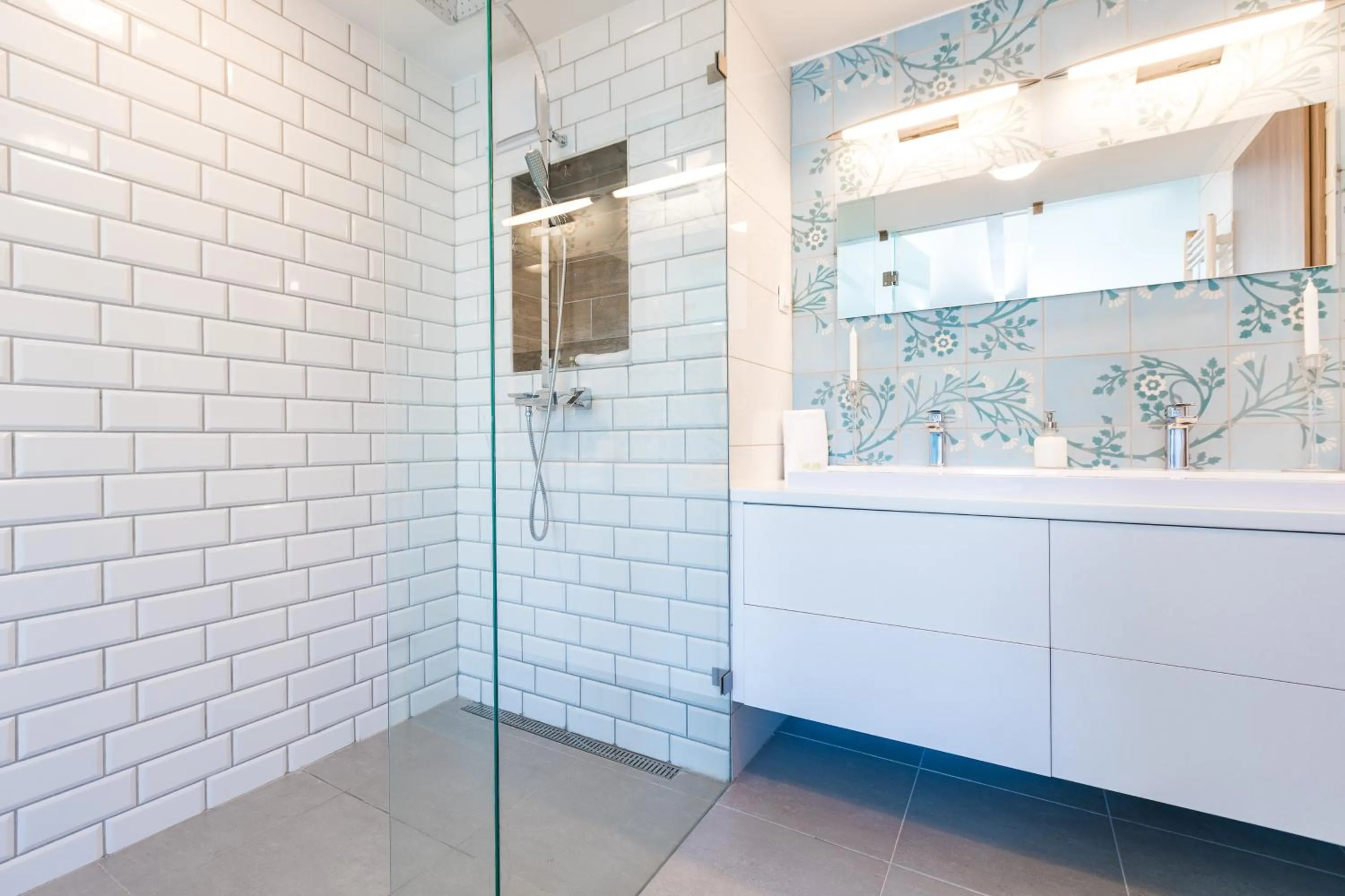 Bathroom in Vagabond Corvin