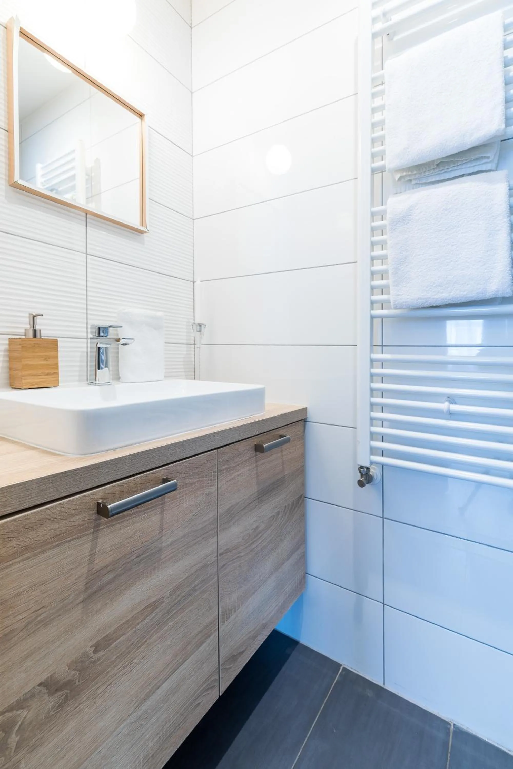 Bathroom in Vagabond Corvin