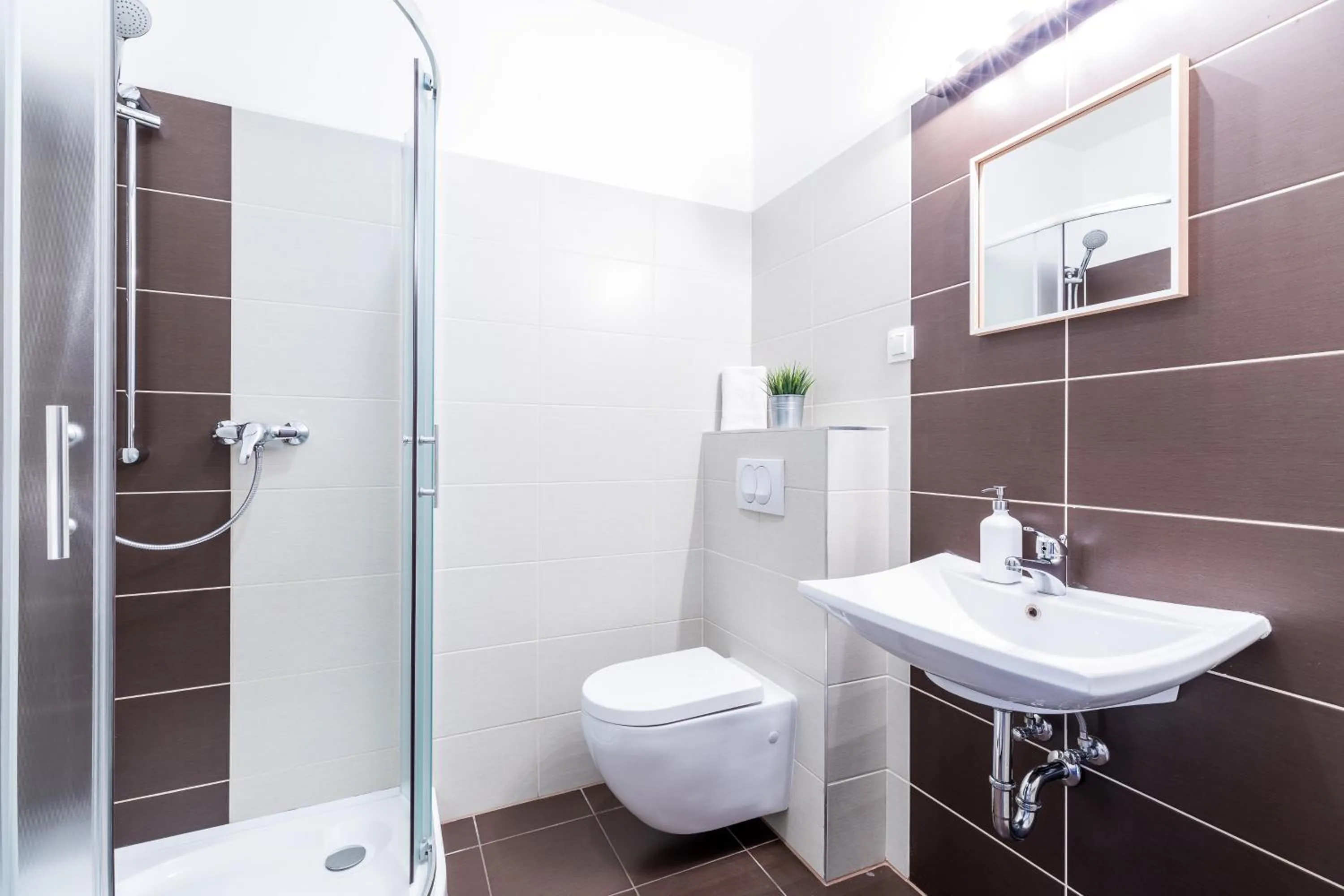 Bathroom in Vagabond Corvin