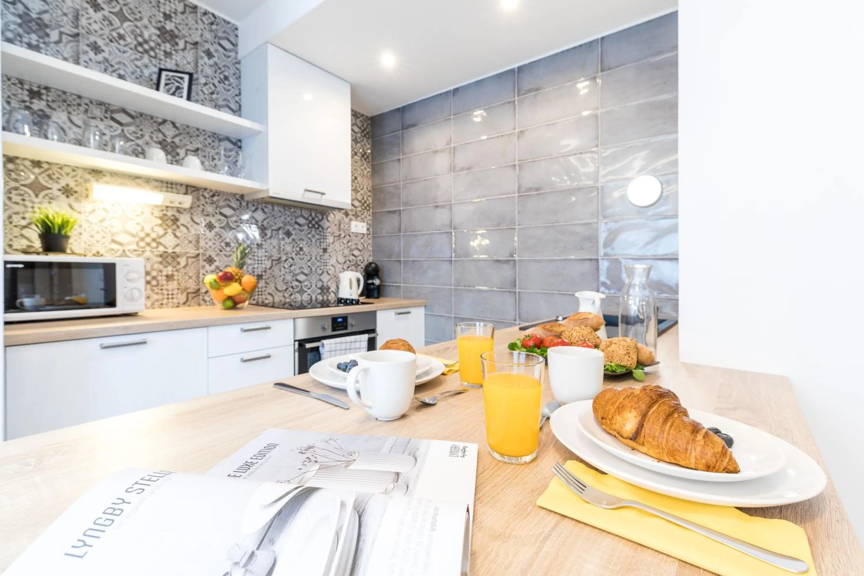 Seating area in Vagabond Corvin