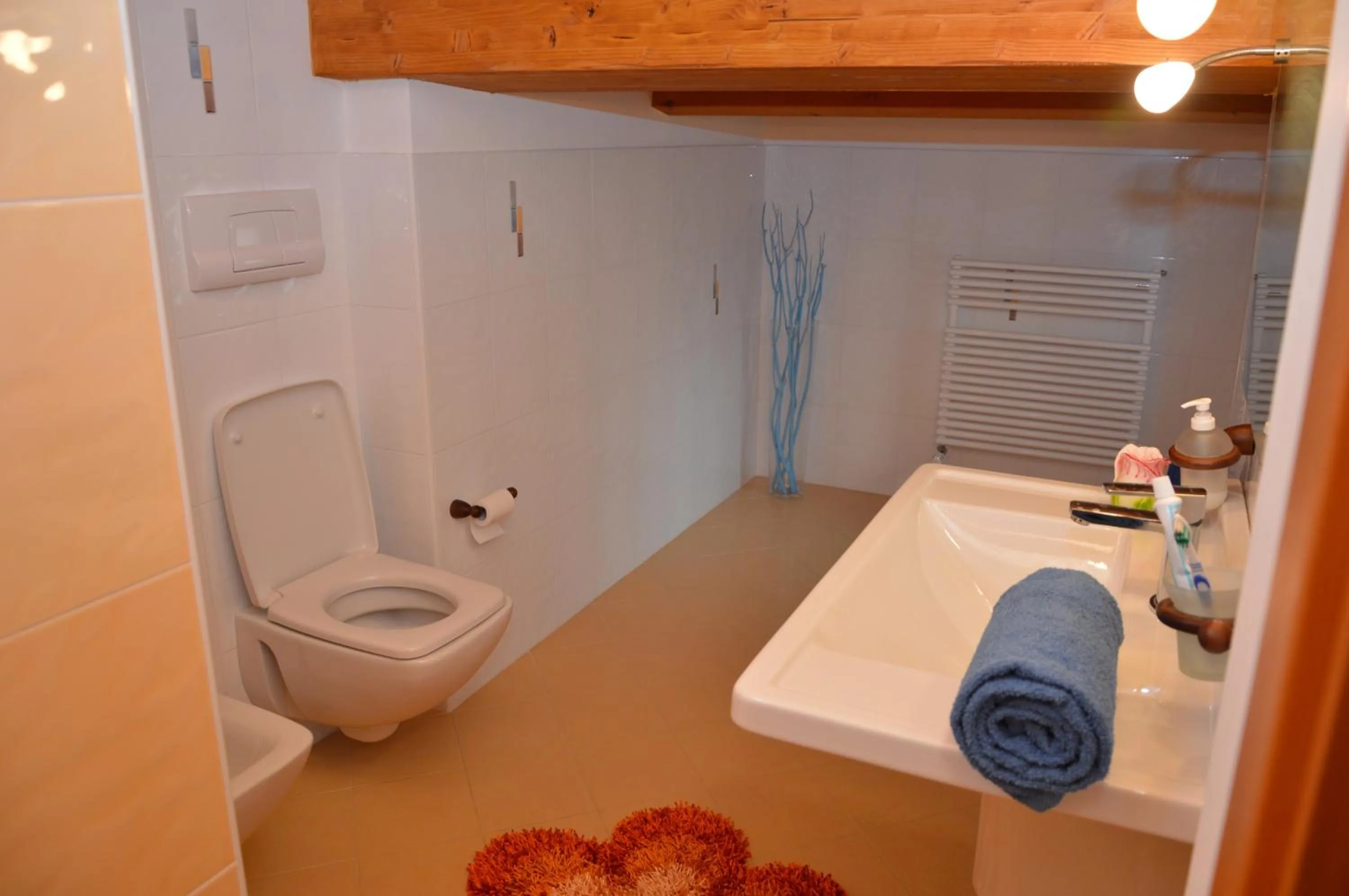 Toilet in Villa Giulia - Sicilian Luxury Garden