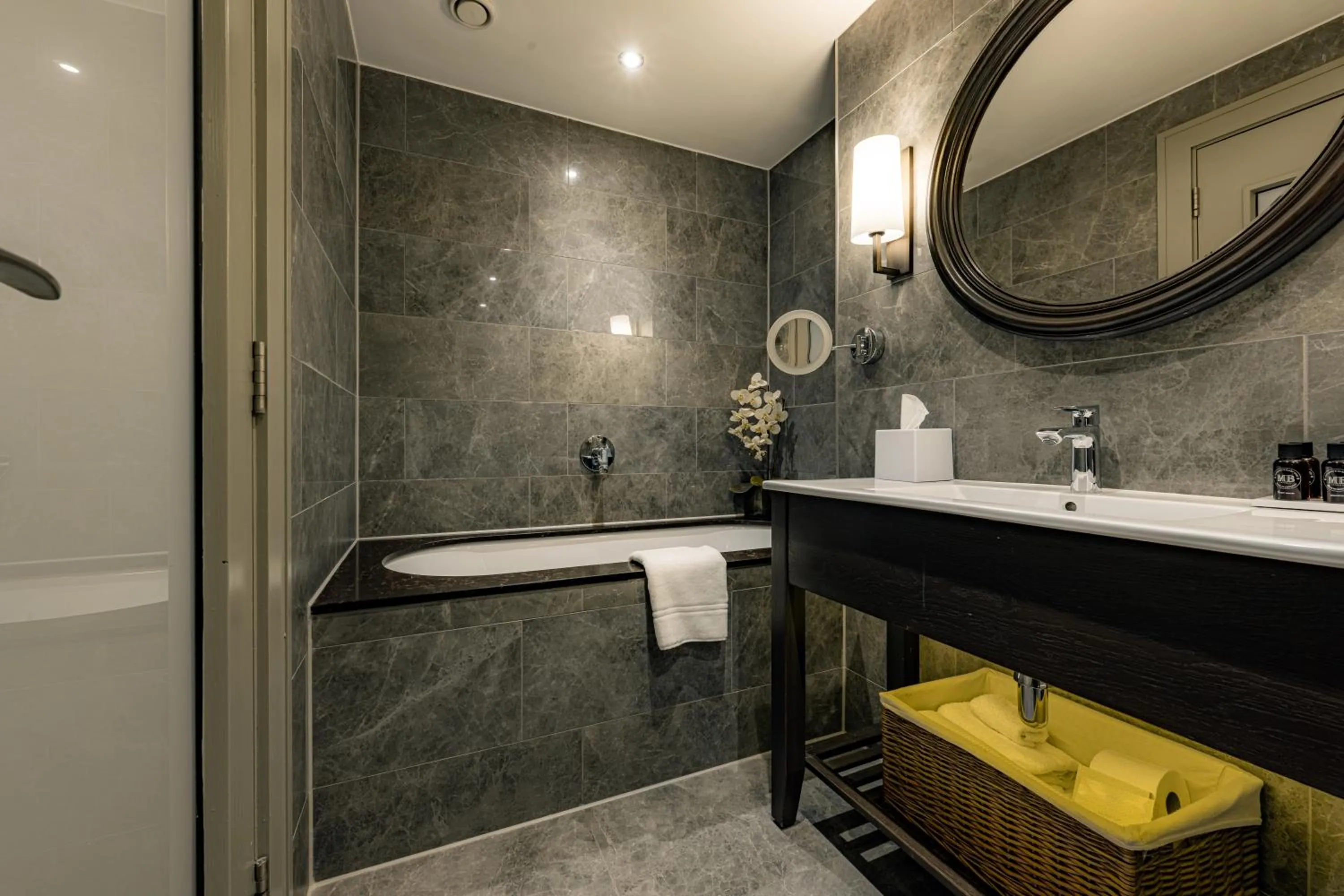 Bathroom in Dakota Leeds