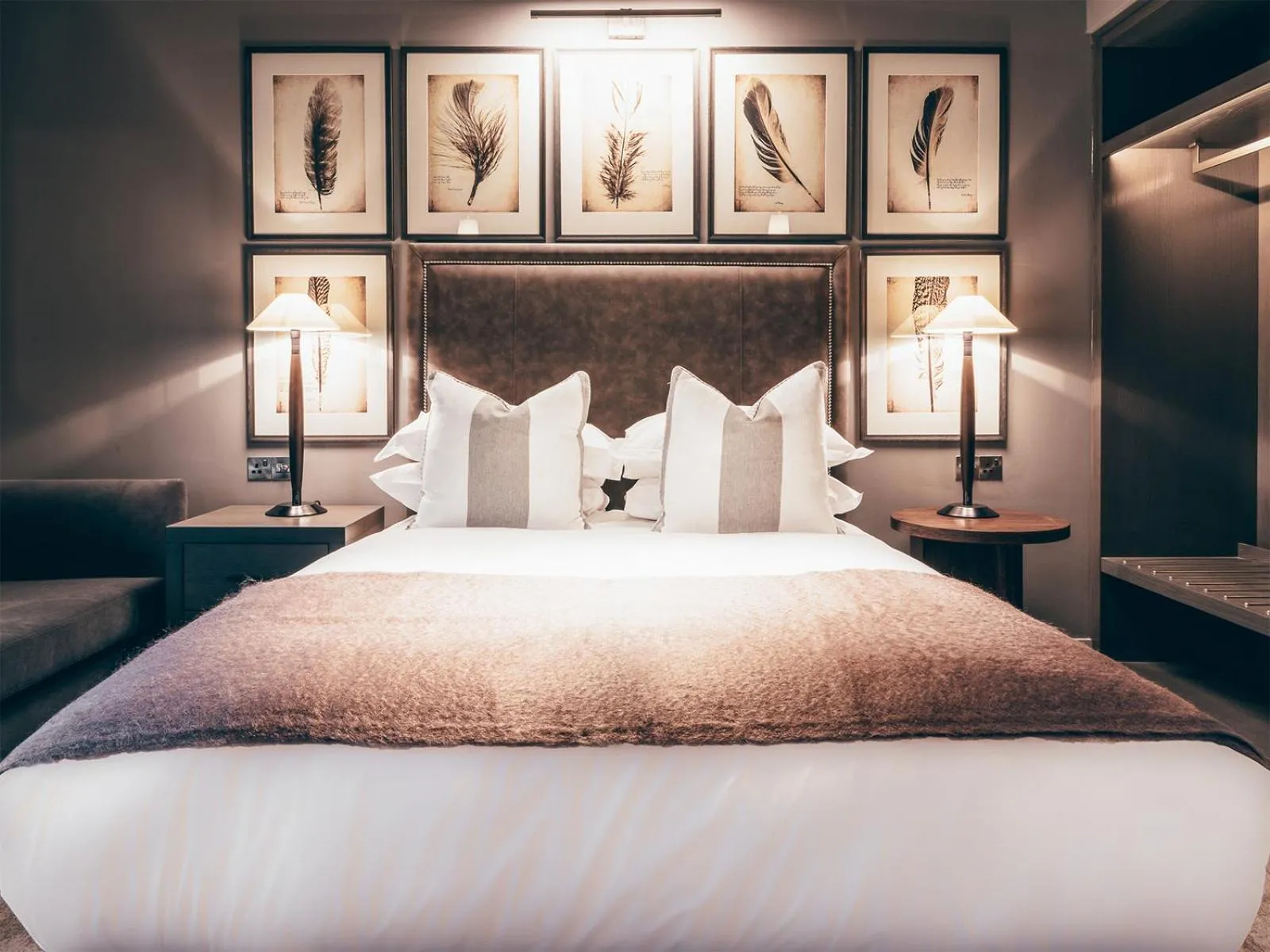 Bedroom, Bed in Dakota Leeds