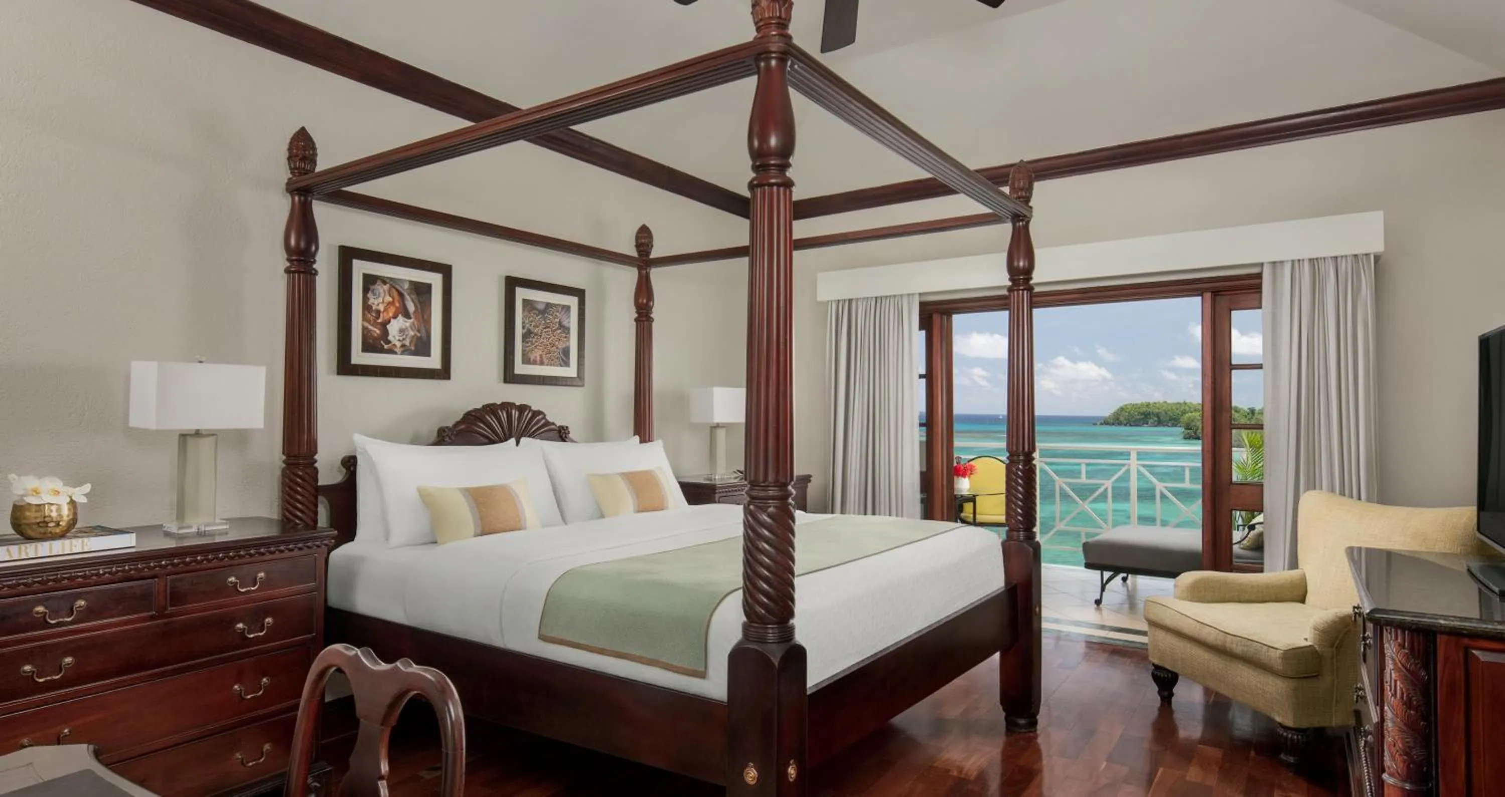 Photo of the whole room, Bed in Sandals Royal Plantation All Inclusive - Couples Only