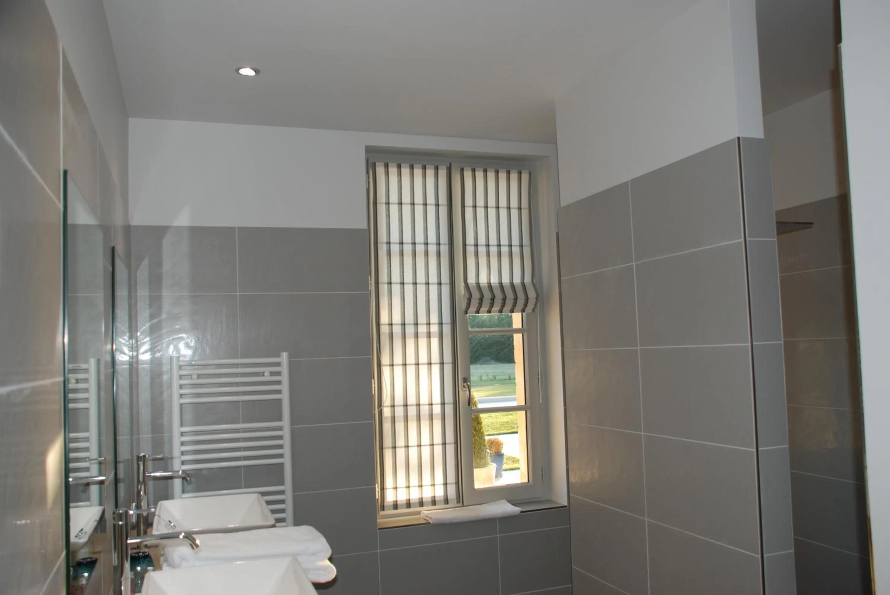 Bathroom in Les Ambèles