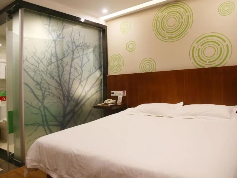 Vatica ShangHai International Tourism Resort Luoshan Road Subway Station Hotel