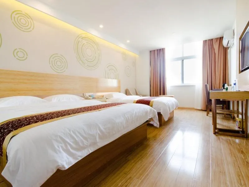 GreenTree Inn Jiangsu Suzhou North Zhongshan Road Weiye Yingchun Plaza Business Hotel
