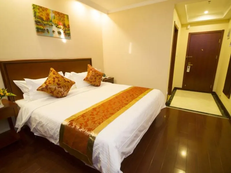 Bed in GreenTree Inn HeNan AnYang ShuGuang Road Shuguang New Community Business Hotel