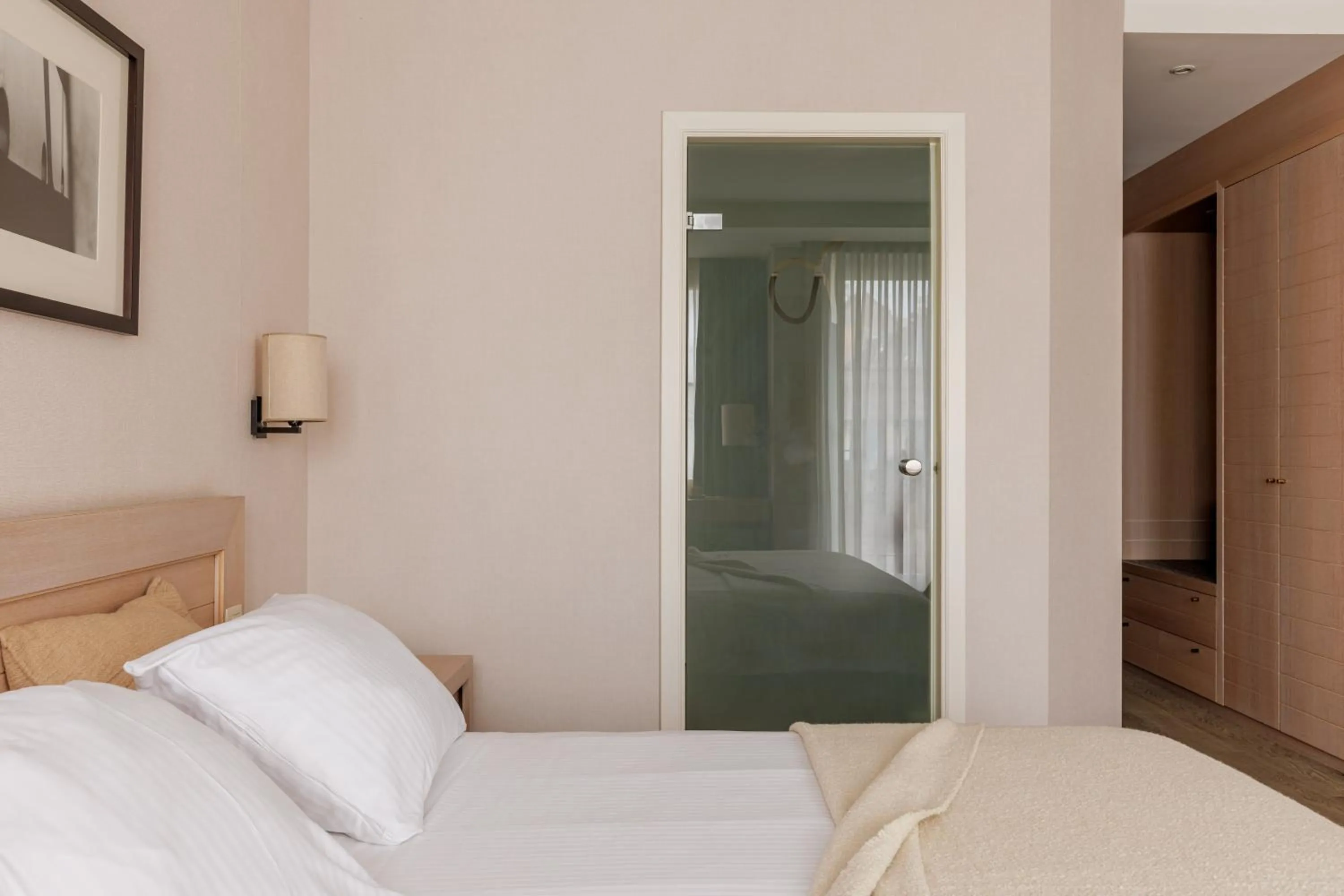 Bed in Hotel Aazaert by WP Hotels