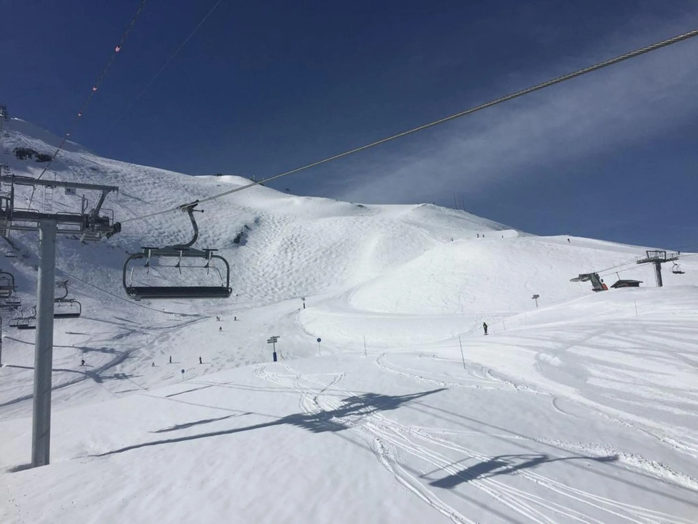 Chalet spacieux à Samoëns de 210 m² avec jacuzzi et jardin