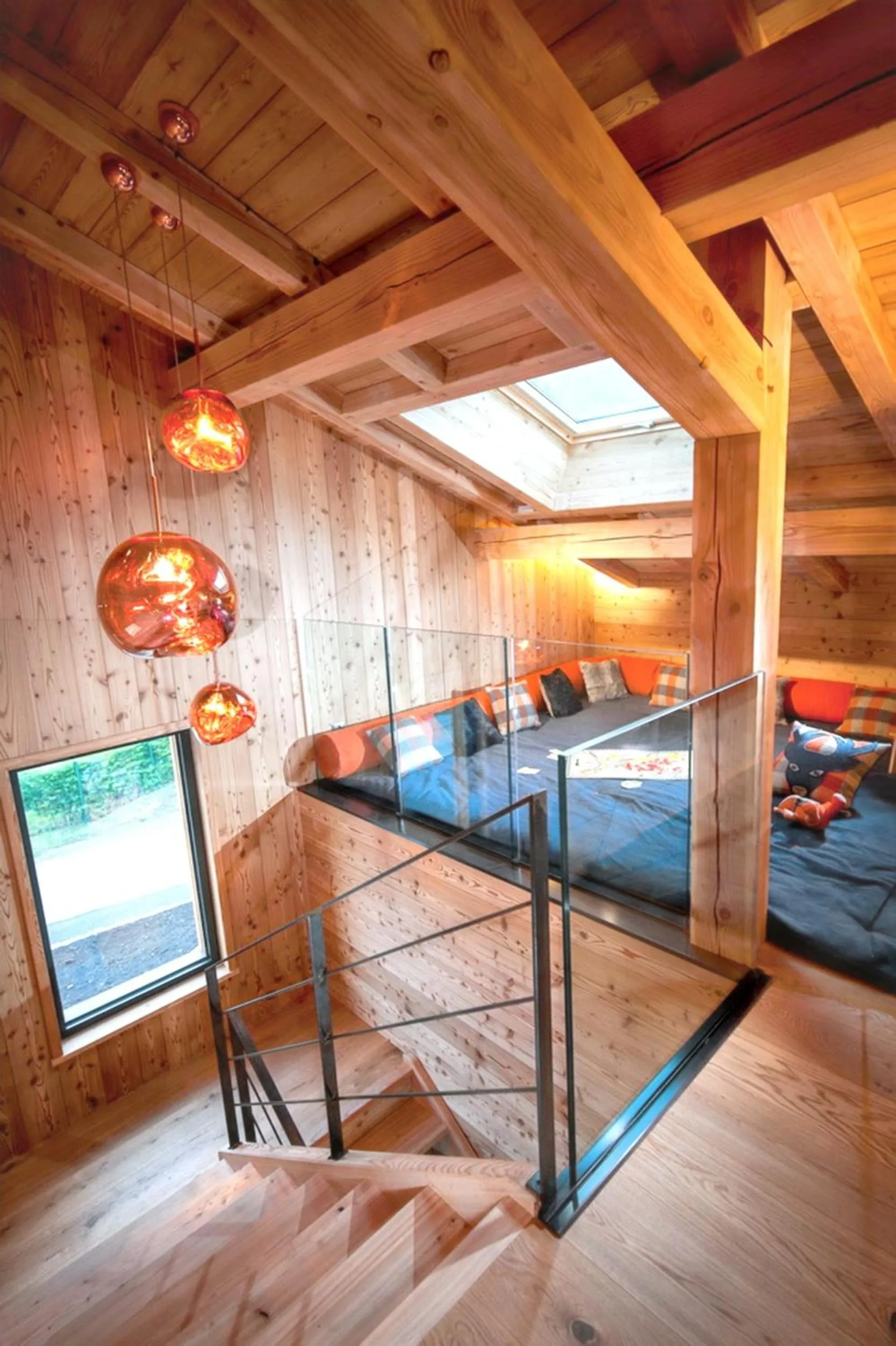 Photo of the whole room, Bed in Chalet spacieux à Samoëns de 210 m² avec jacuzzi et jardin