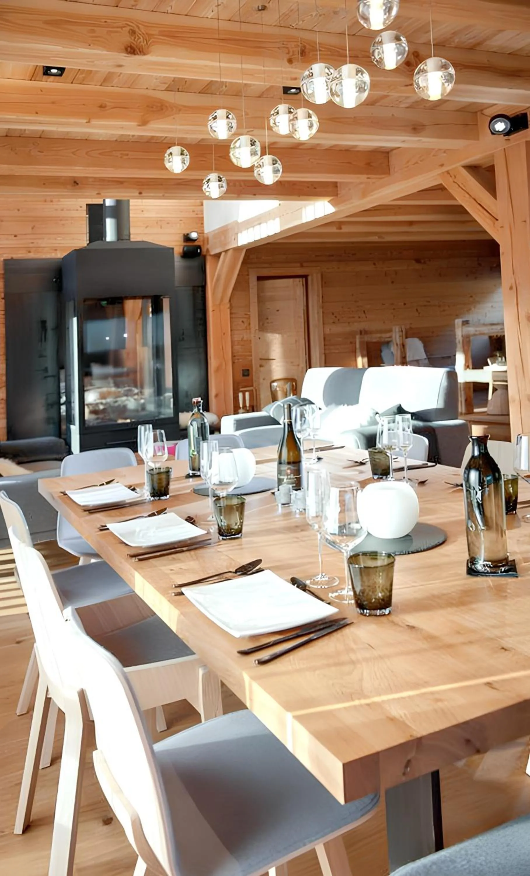 Living room in Chalet spacieux à Samoëns de 210 m² avec jacuzzi et jardin