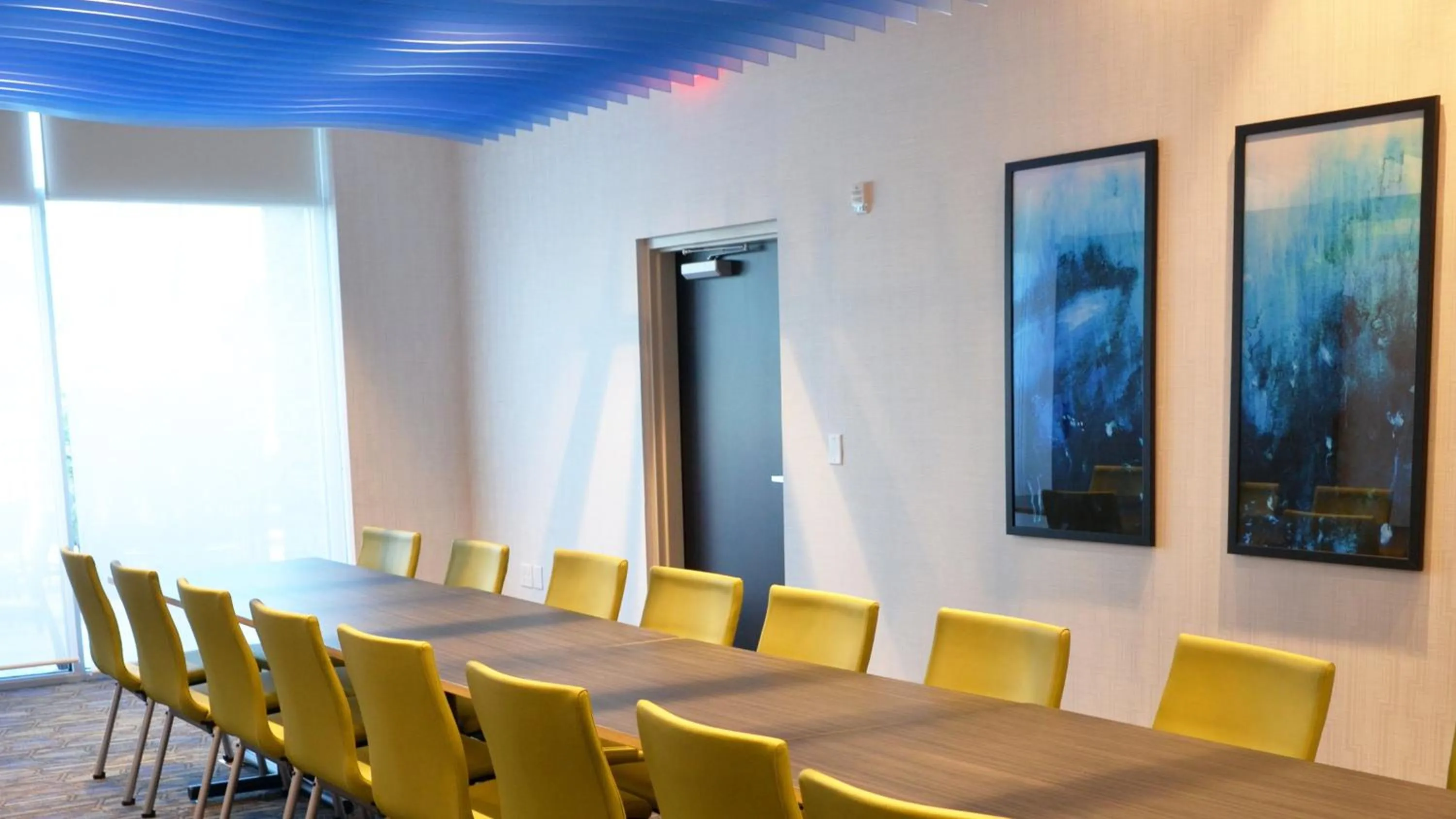 Meeting/conference room in Holiday Inn Express & Suites - Jacksonville W - I295 and I10 by IHG