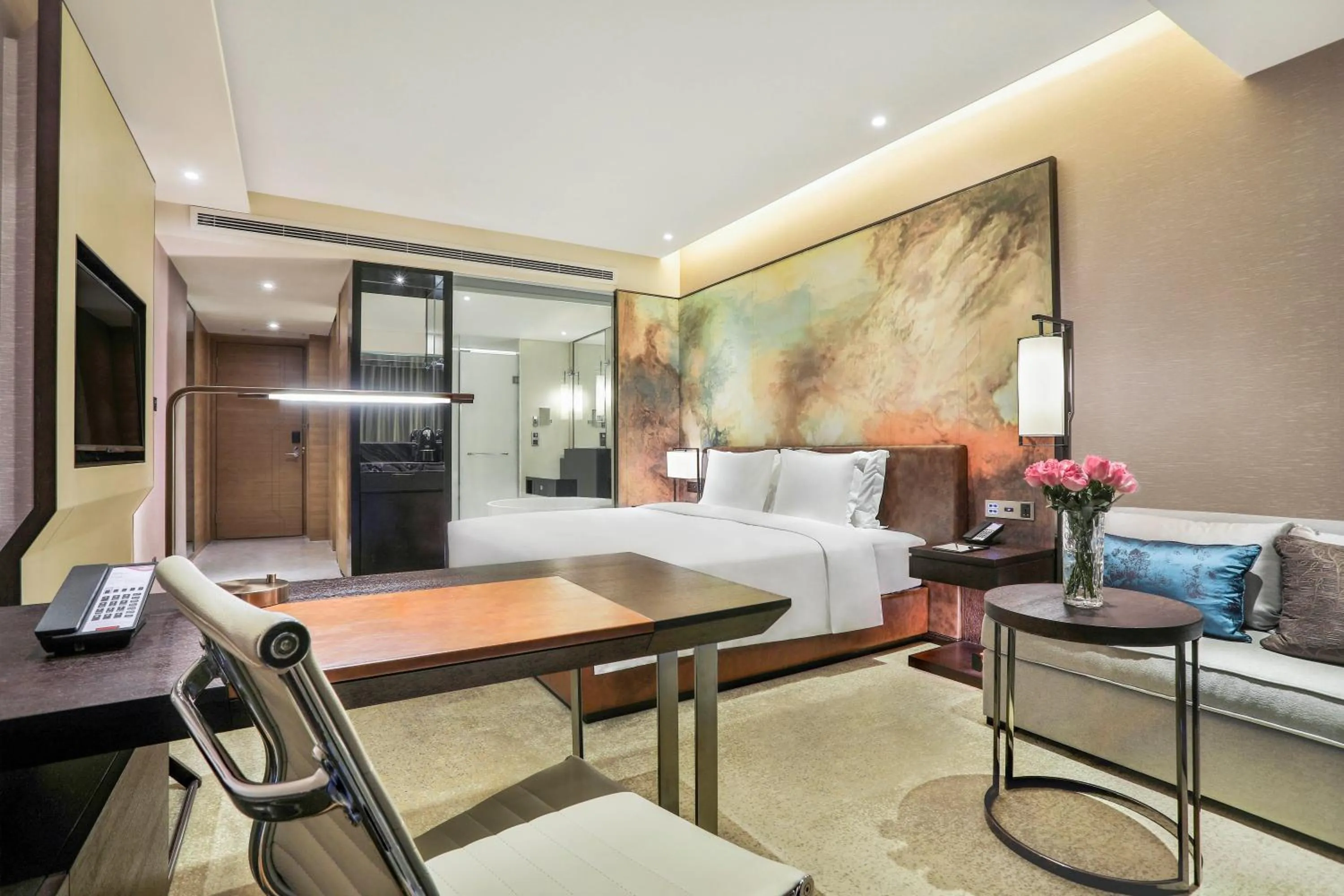 TV and multimedia, Bed in Crowne Plaza Chengdu Wenjiang by IHG
