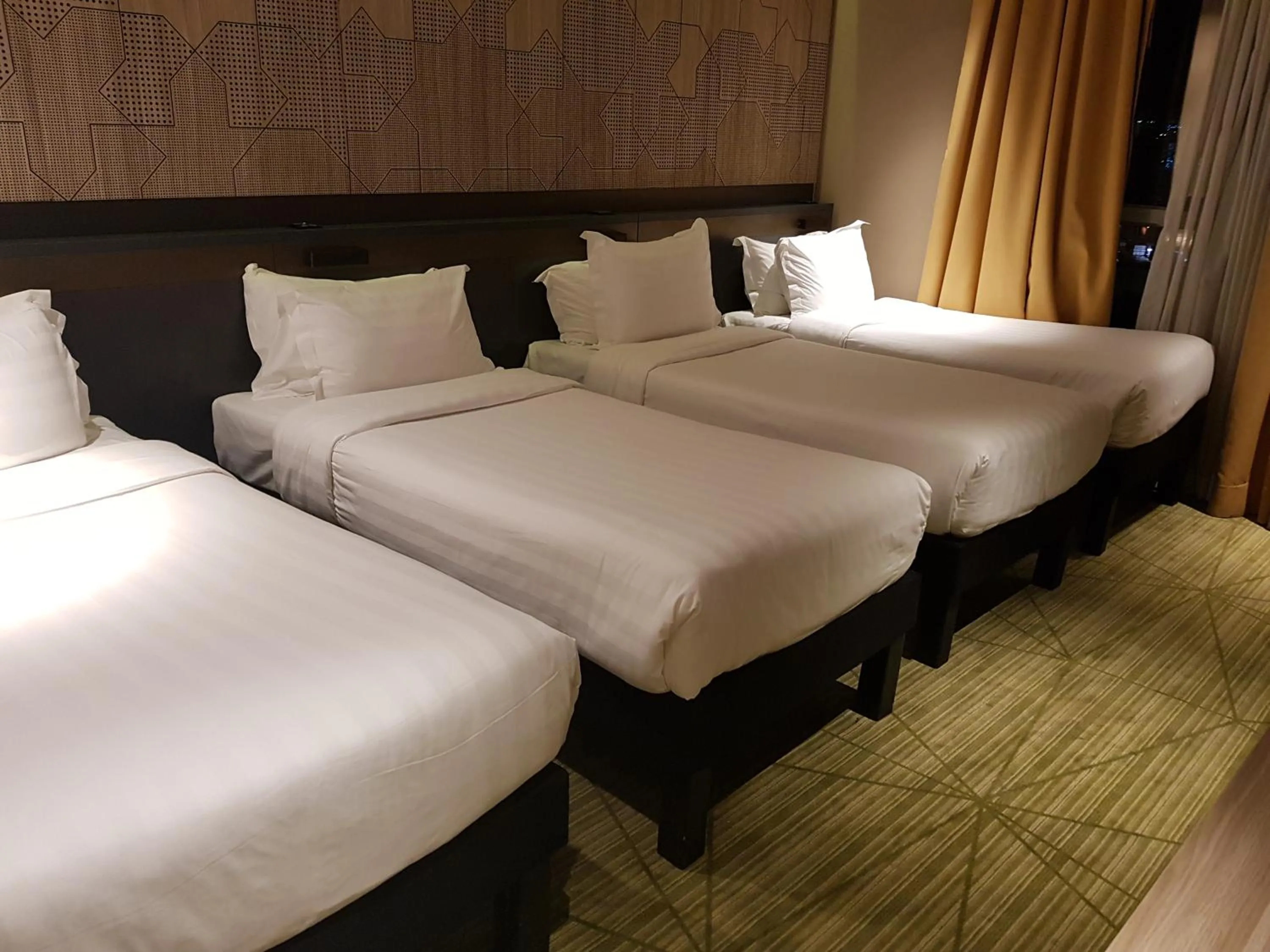 Bed in ibis Styles Makkah