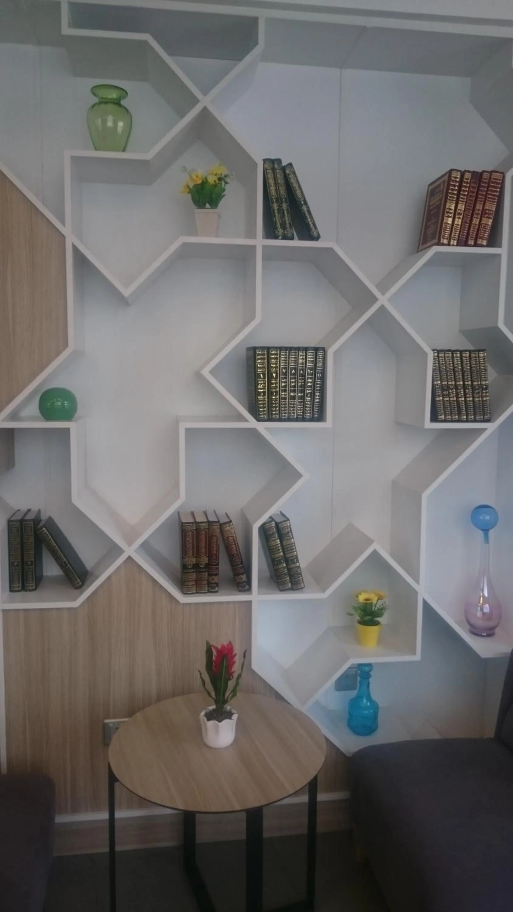 Library in ibis Styles Makkah