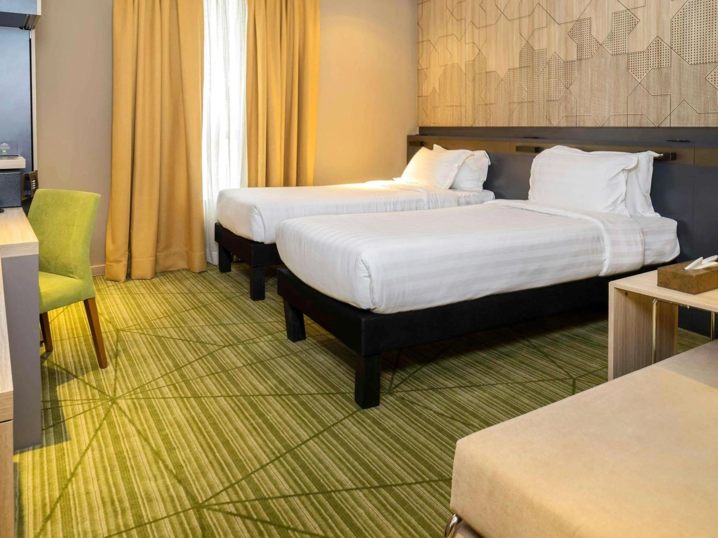 Bedroom, Bed in ibis Styles Makkah