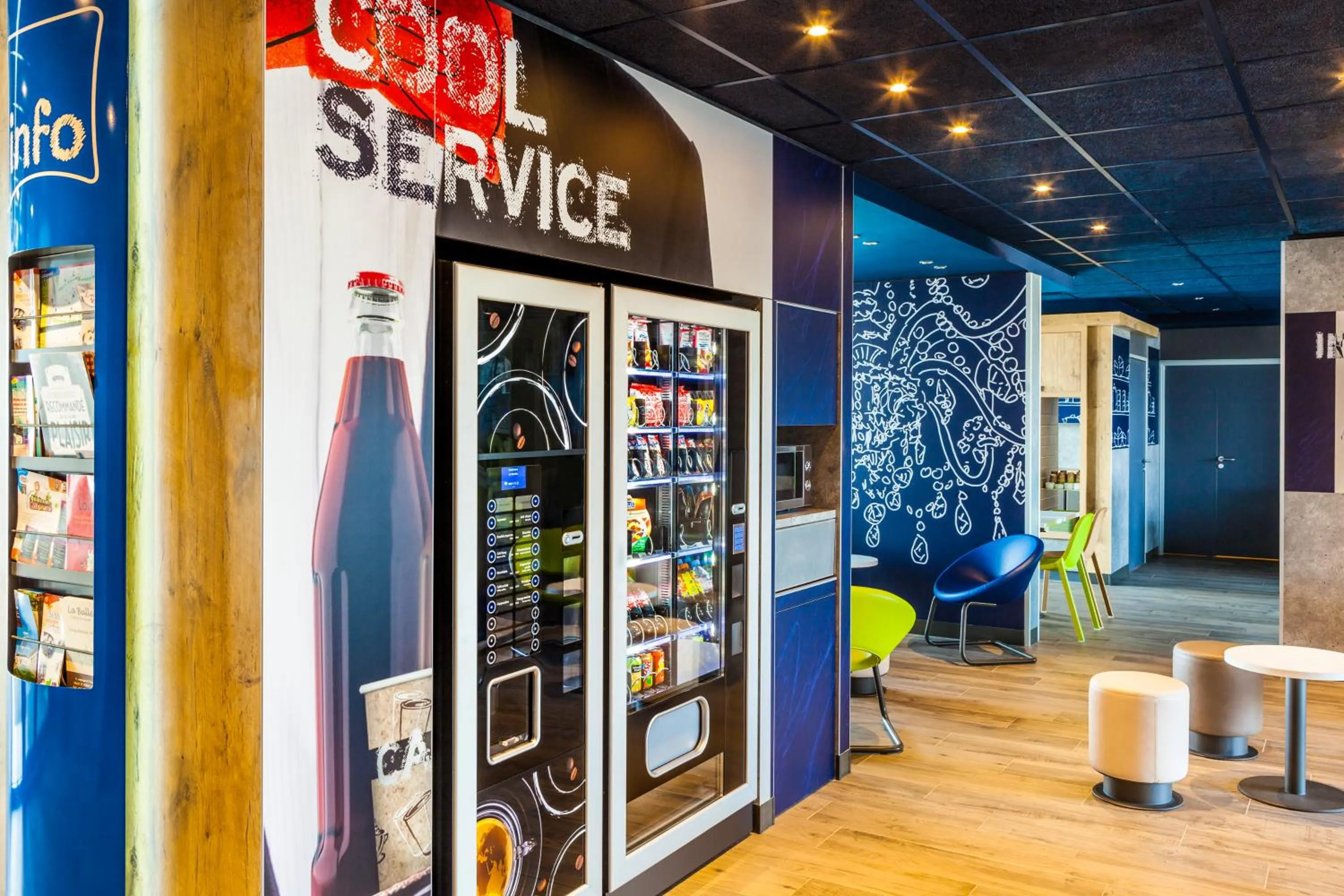 Food and drinks in ibis budget Sens