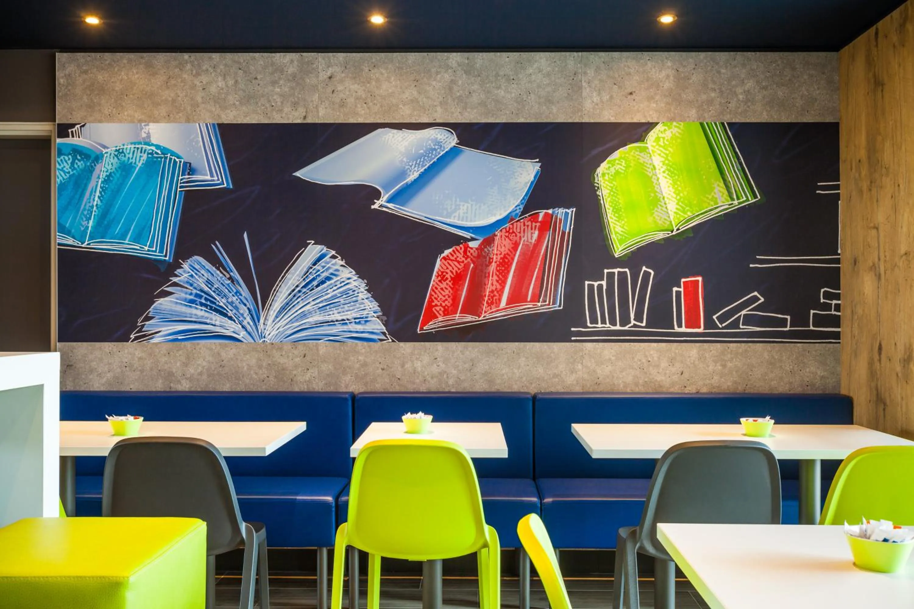 Activities in ibis budget Sens