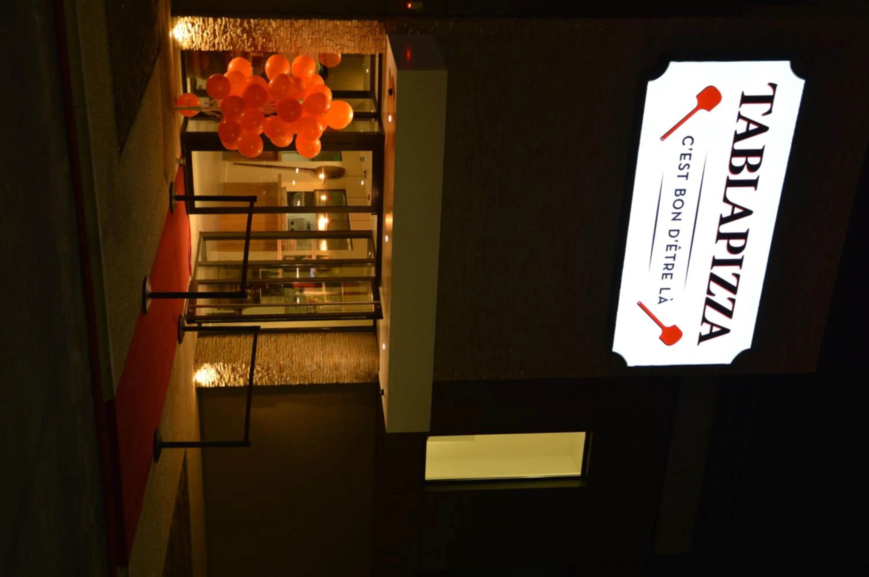 Restaurant/places to eat in ibis budget Sens