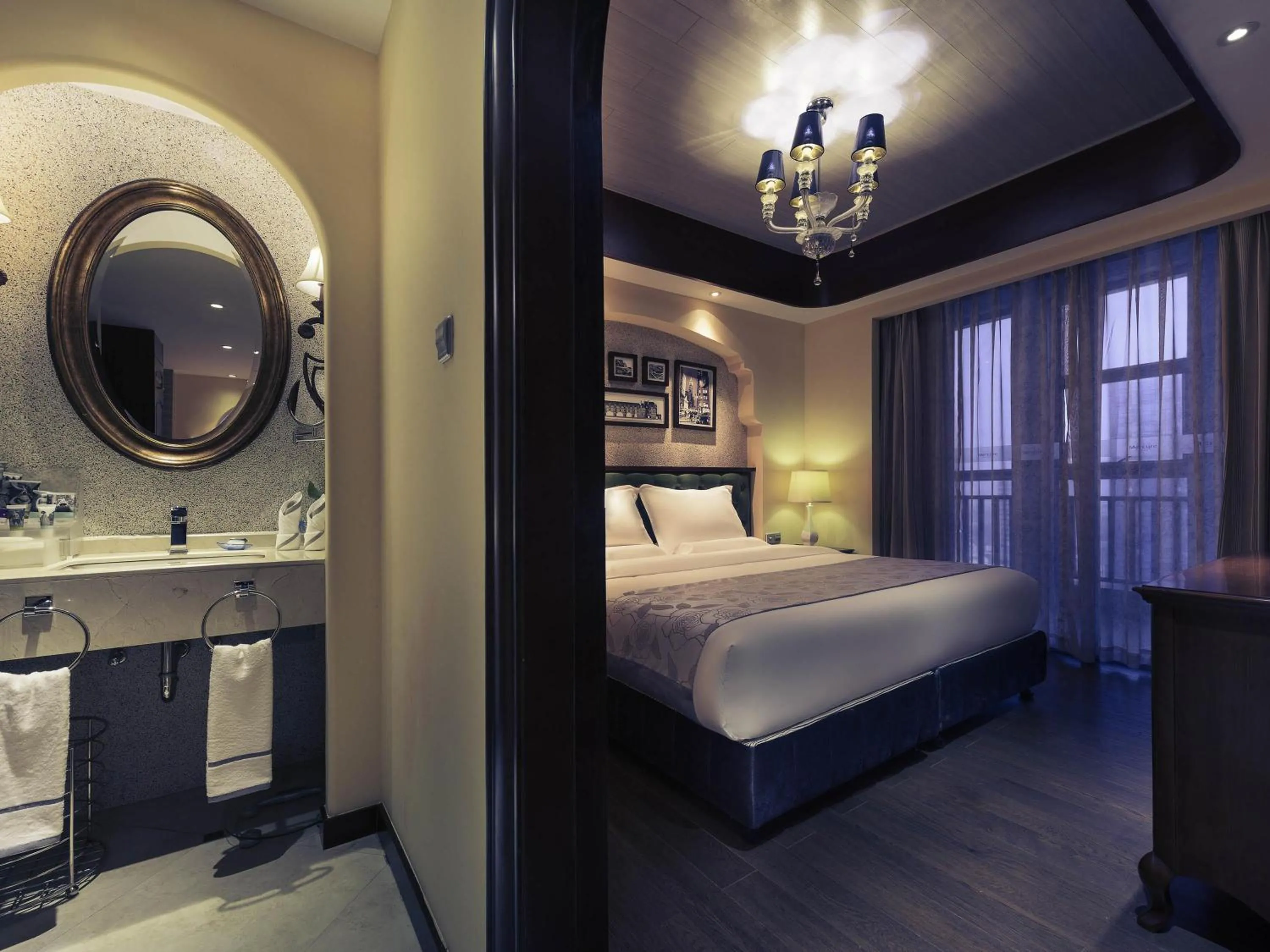 Bedroom, Bed in Mercure Xiamen Exhibition Centre